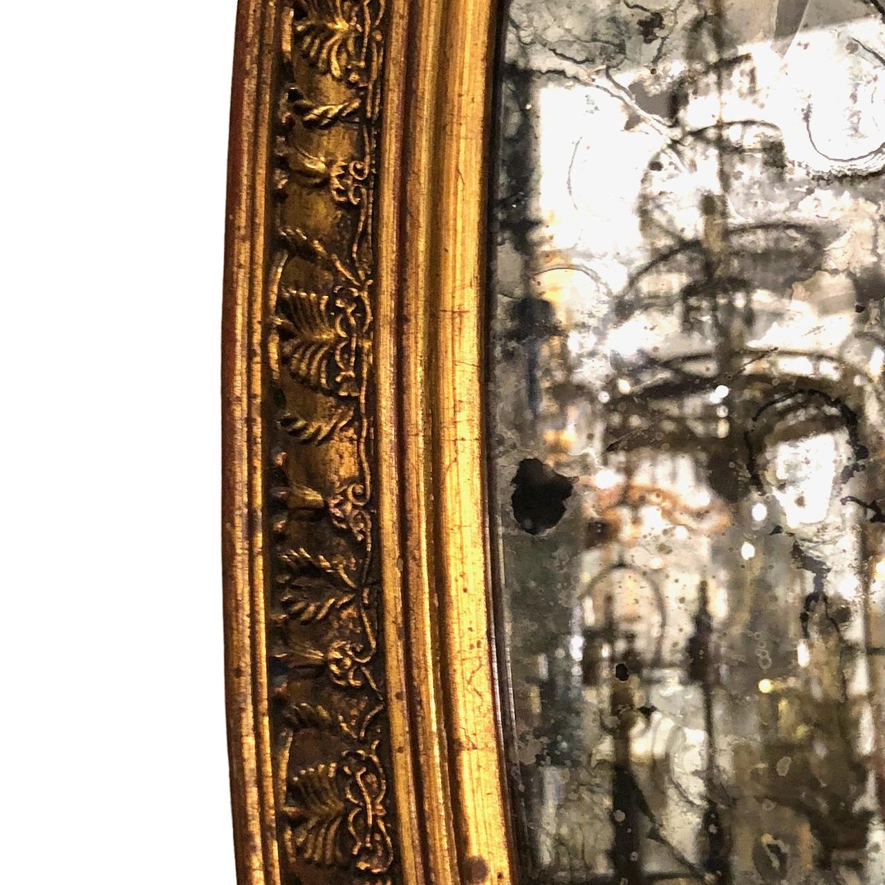 Pair of Giltwood Mirrored Sconces In Good Condition In New York, NY