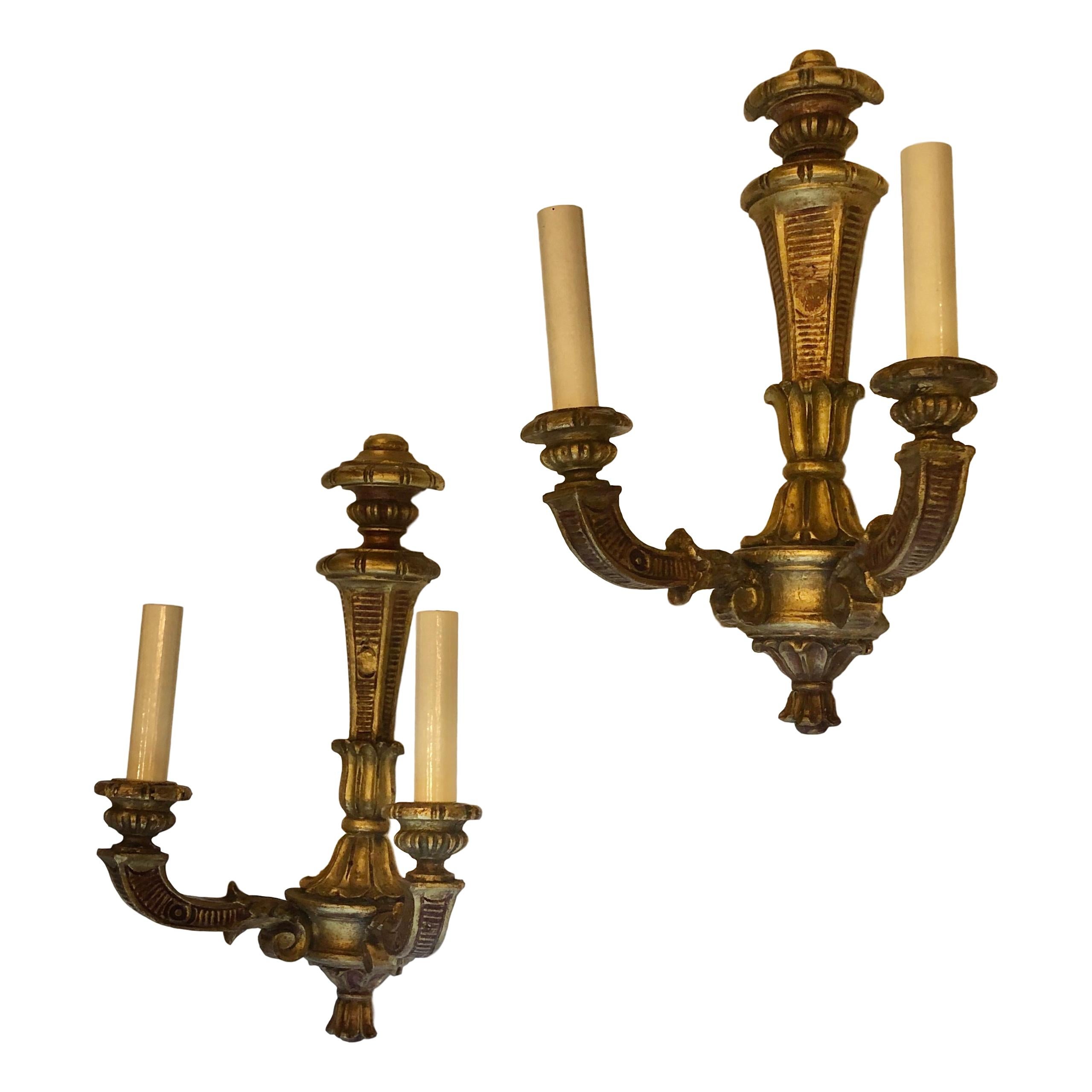 Hand-Carved Pair of French Giltwood Sconces For Sale