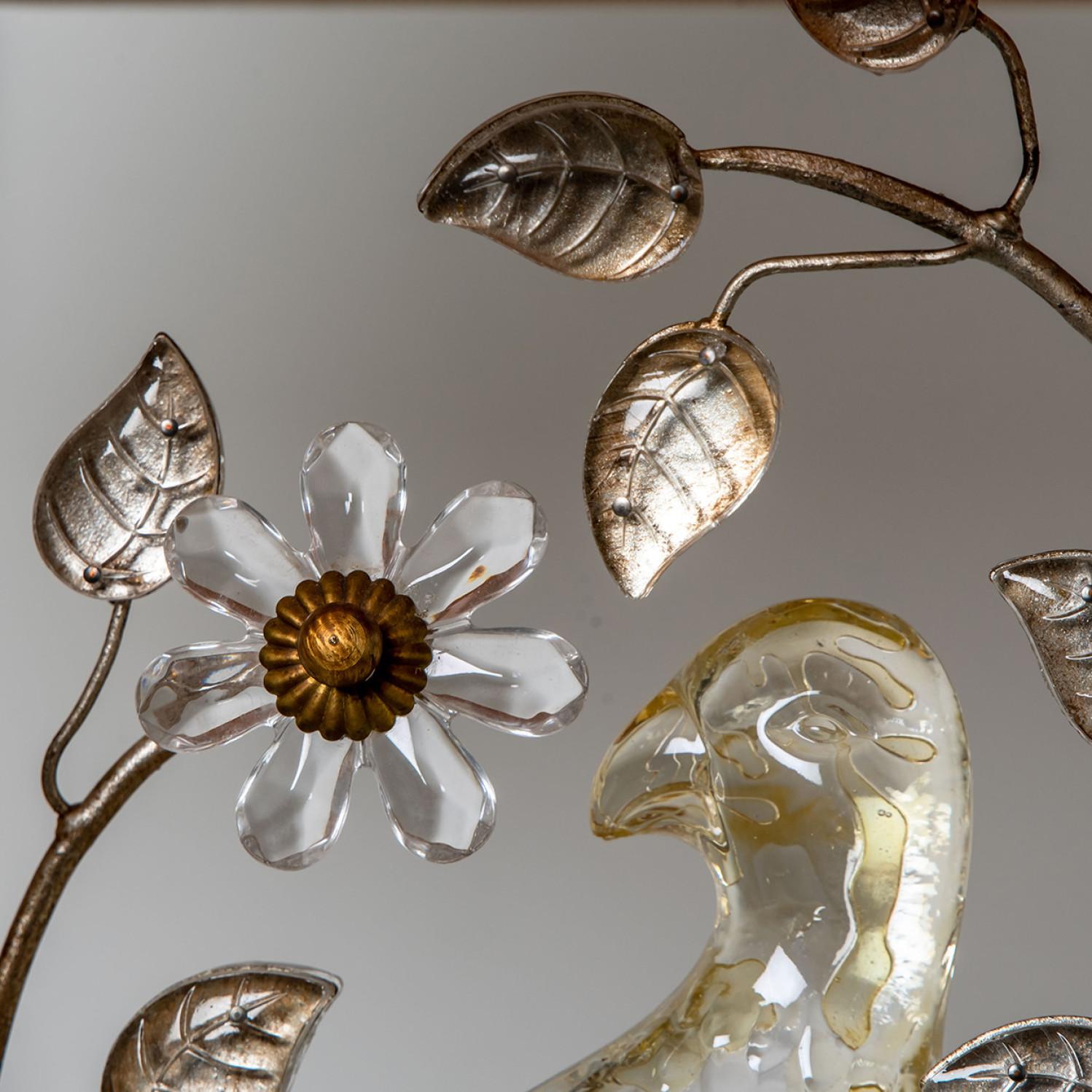 Pair of Gilted Metal, Silver Leaf & Crystal Parrot table lamp attr to Maison Bag In Distressed Condition In Rijssen, NL