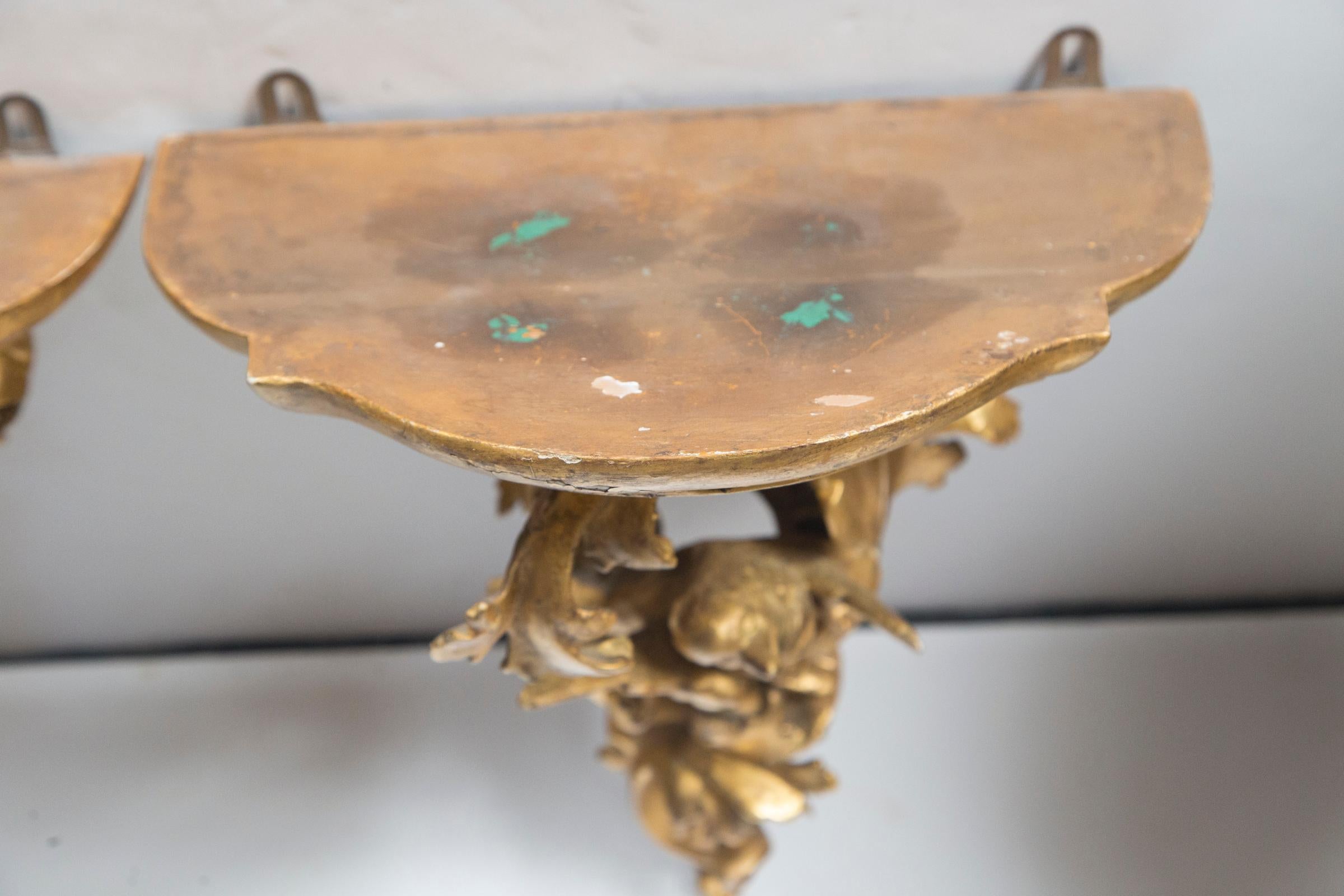 Pair of Giltwood Italian Brackets For Sale 1