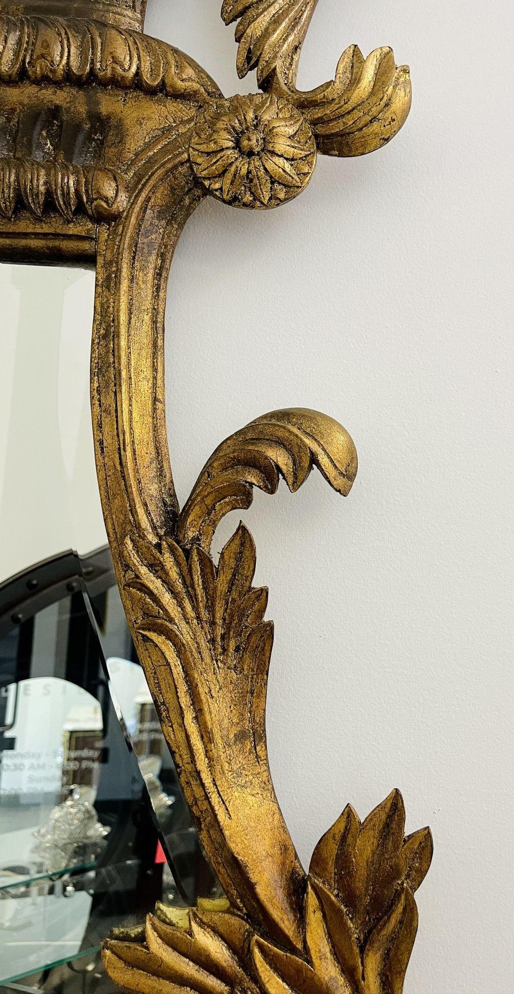 Paire de miroirs en bois doré, miroirs muraux, consoles ou miroirs de pilier, italiens, années 1960 en vente 8