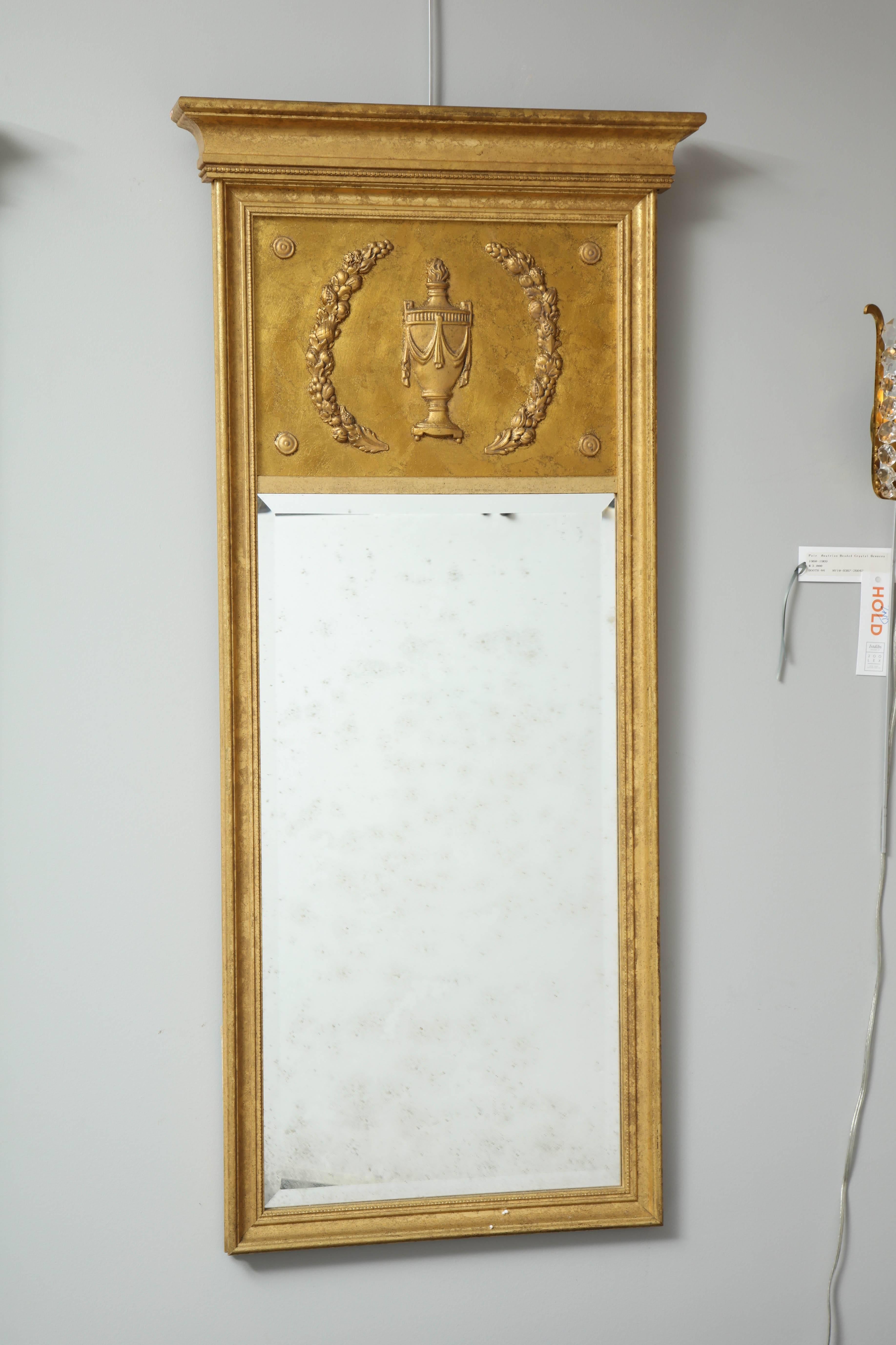 Unknown Pair of Giltwood Neoclassical Style Mirrors For Sale