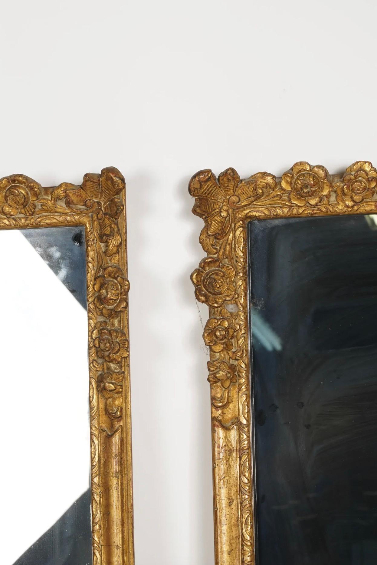 20th Century Pair of Giltwood Pier Mirrors