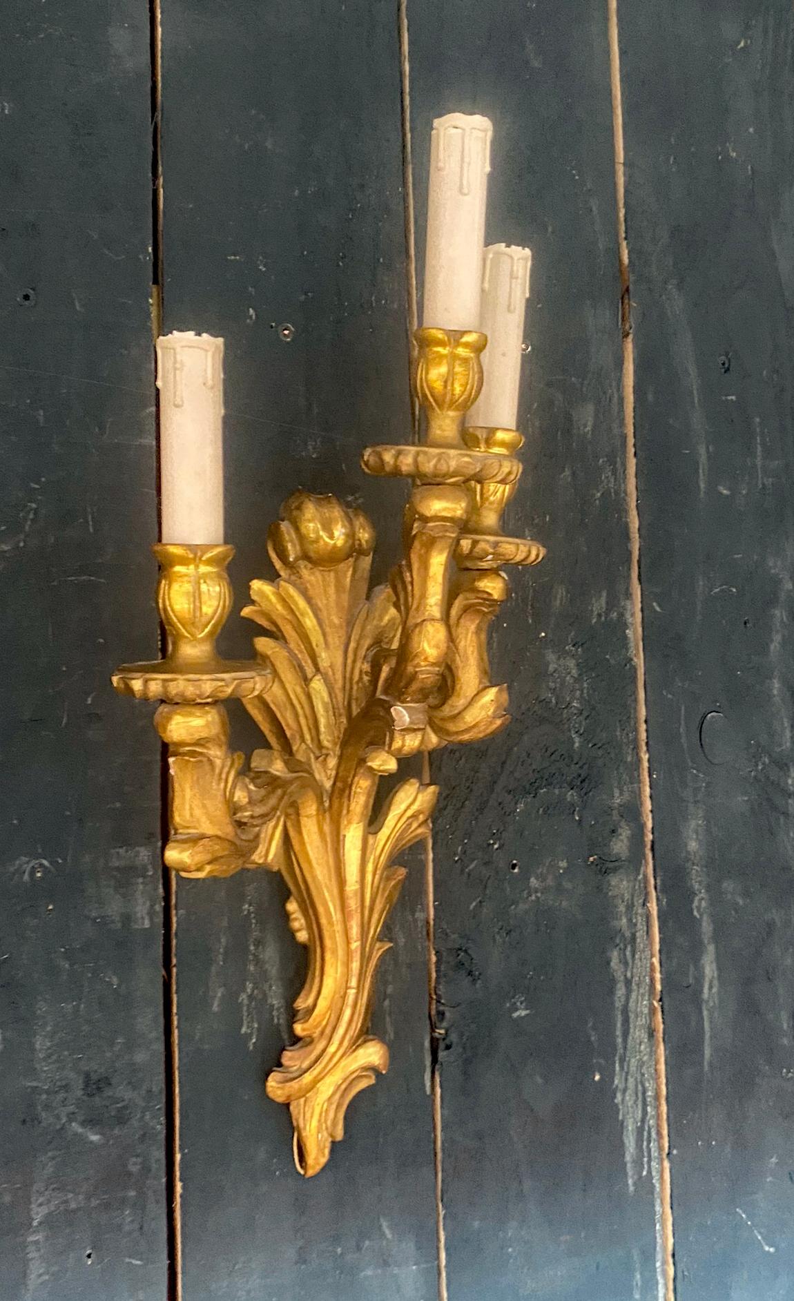 Pair of  Giltwood Sconces circa 1950 In Good Condition For Sale In Saint-Ouen, FR