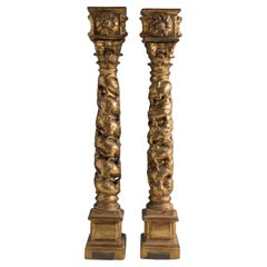 Paire de colonnes baroques espagnoles en bois doré