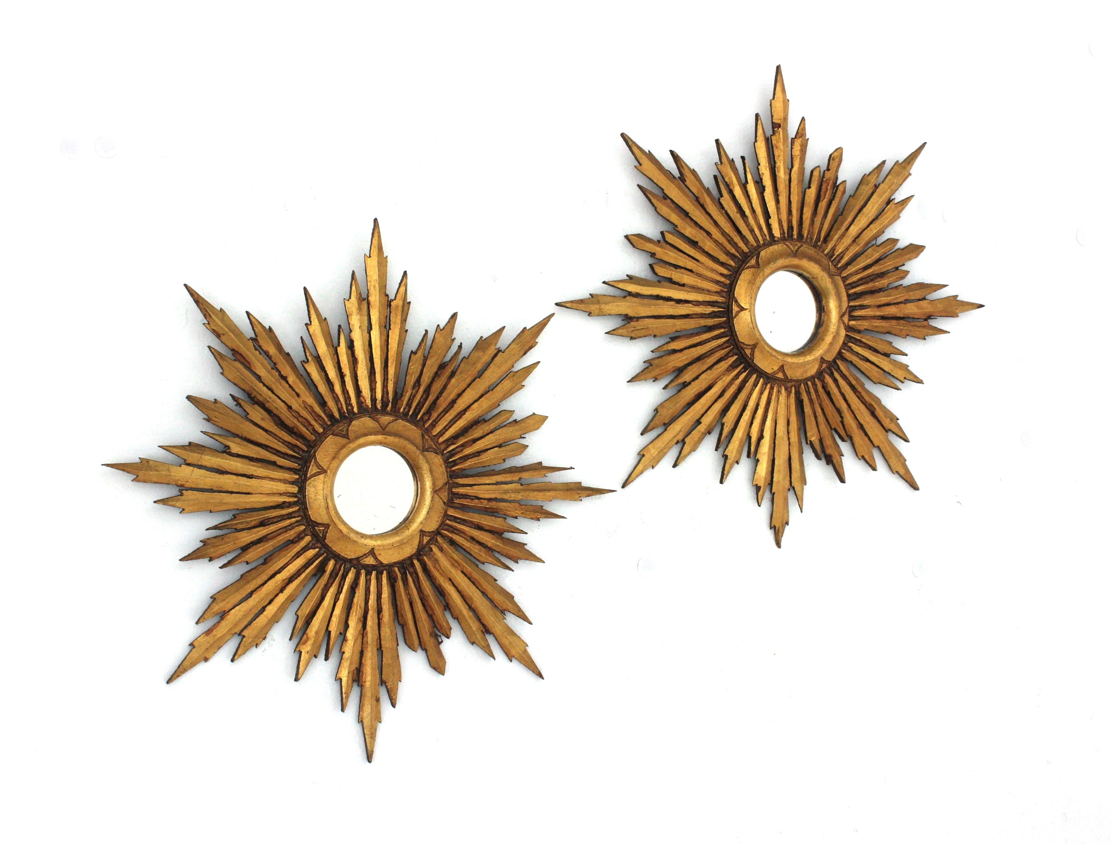 Paire de miroirs étoilés Sunburst en bois doré, petite taille, baroque espagnol en vente 5