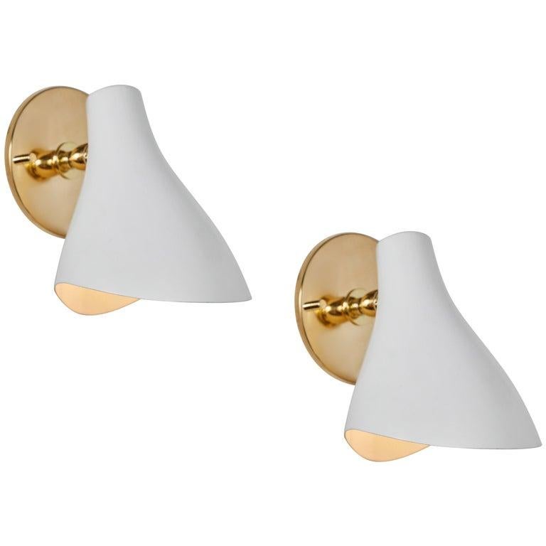 Painted Pair of Gino Sarfatti Model #10 Sconces in Black for Arteluce For Sale