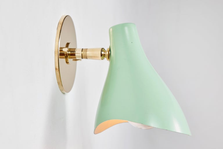 Pair of Gino Sarfatti Model #10 Sconces in Green for Arteluce For Sale 7