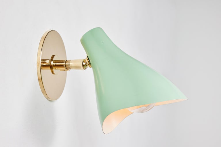 Pair of Gino Sarfatti Model #10 Sconces in Green for Arteluce For Sale 11