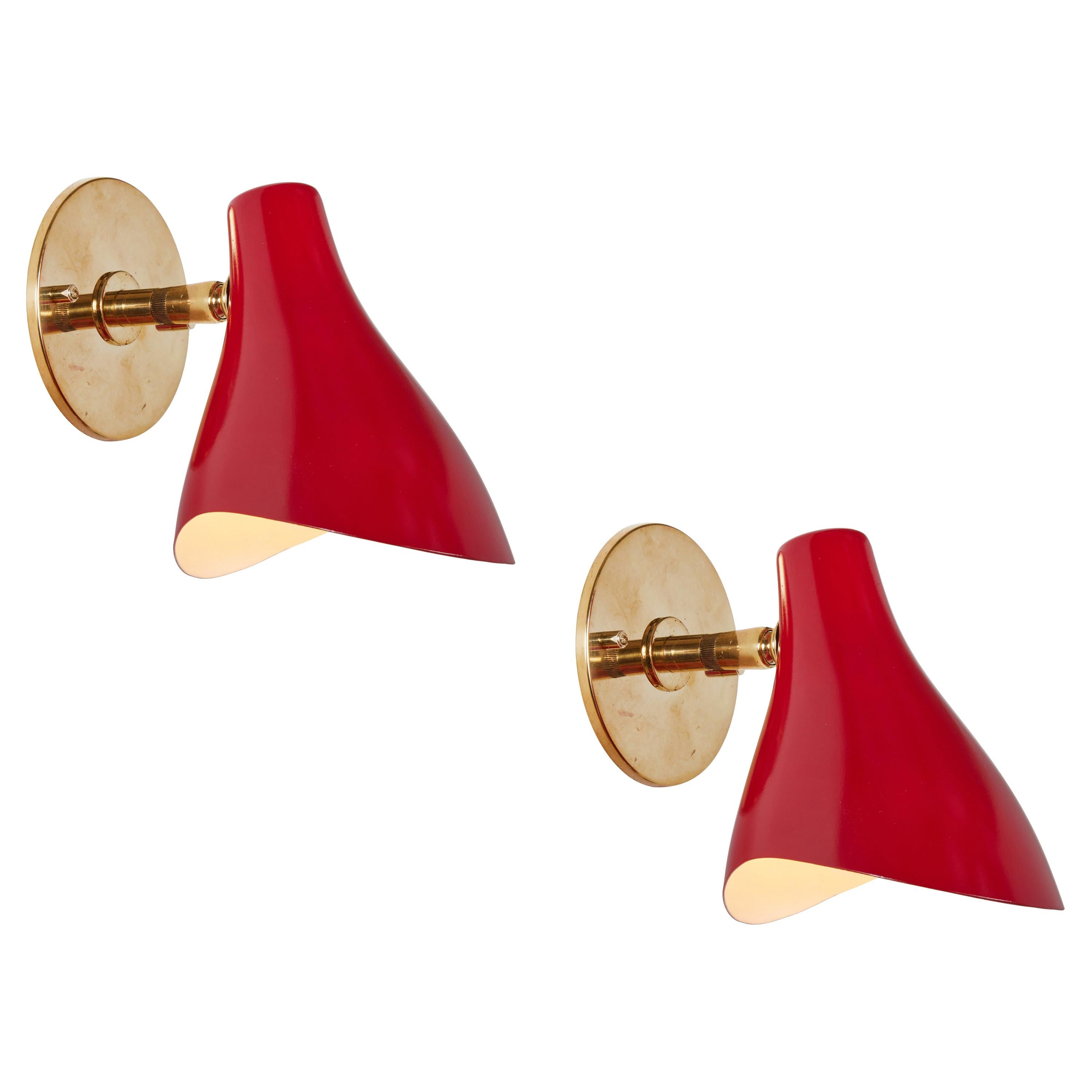 Pair of Gino Sarfatti Model #10 Sconces in Red for Arteluce