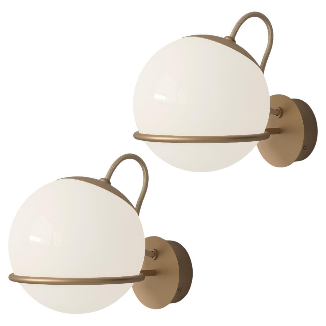 Pair of Gino Sarfatti Model 238/1 Wall Lamps in Champagne for Astep For Sale