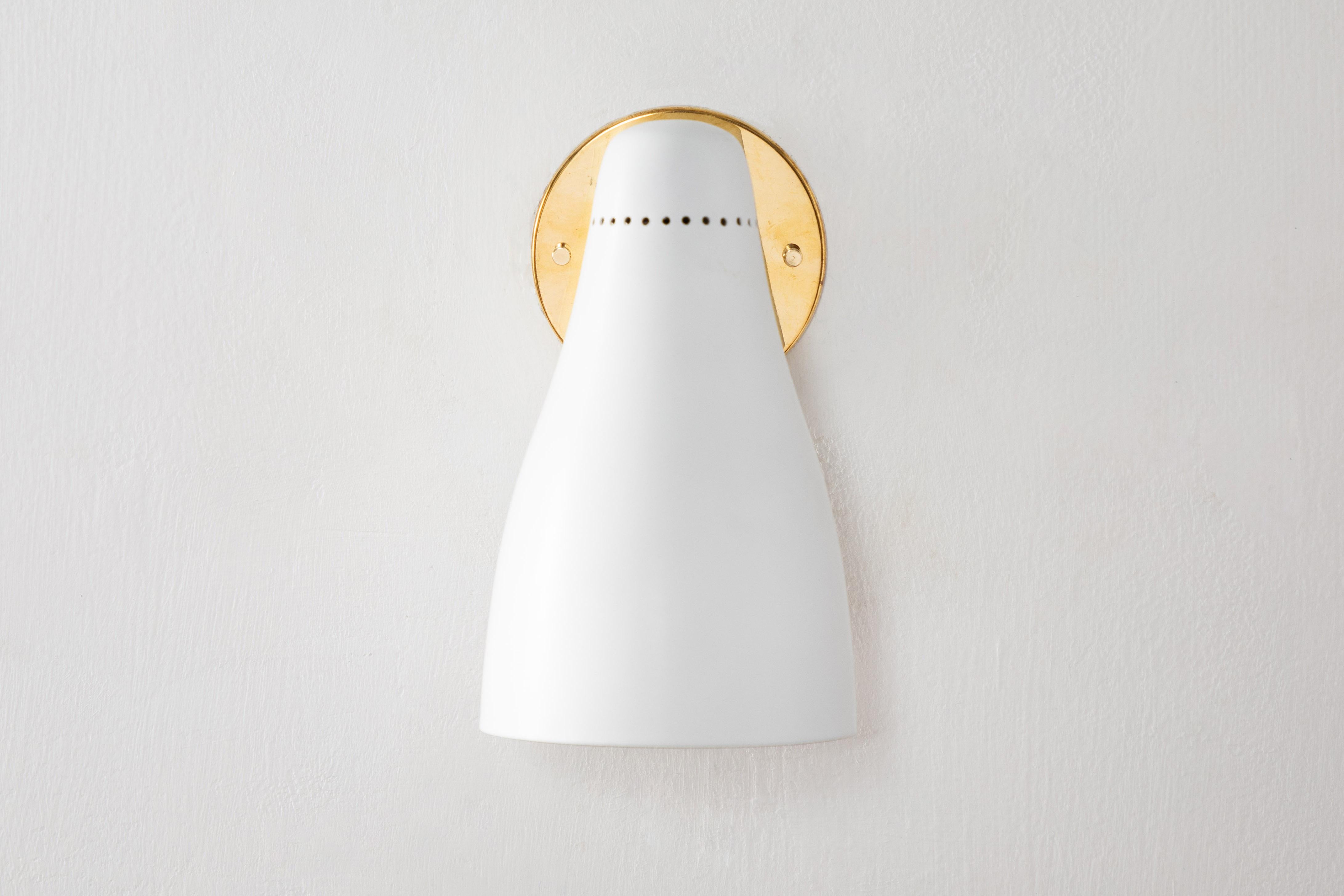 Pair of Gino Sarfatti Perforated Cone Sconces for Arteluce, circa 1950 5