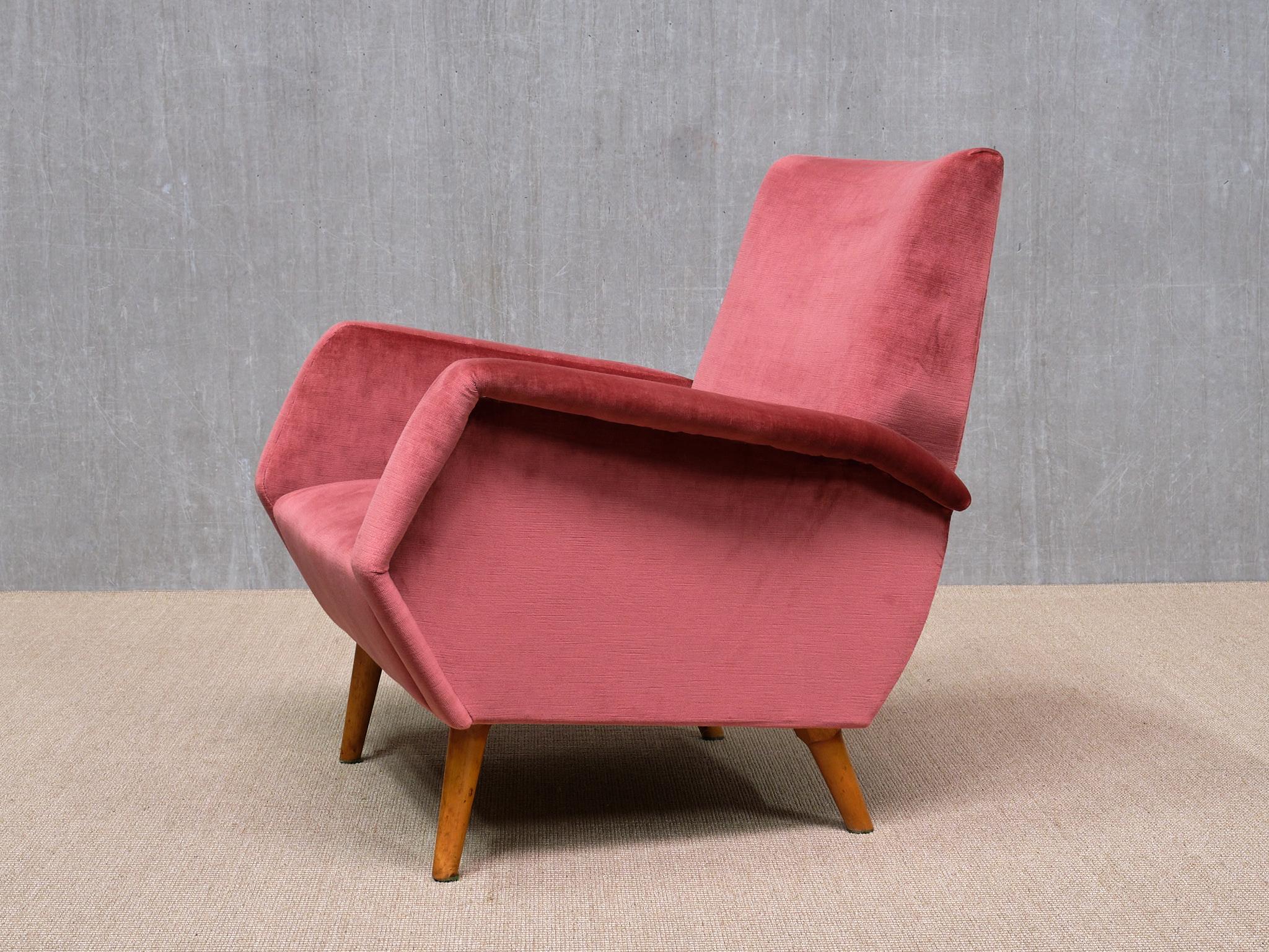 Pareja de sillones Gio Ponti de terciopelo rojo coral y haya, Asko, Finlandia, 1957 en venta 6