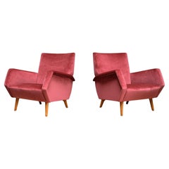 Pair of Gio Ponti Armchairs in Coral Red Velvet and Beech, Asko, Finland, 1957