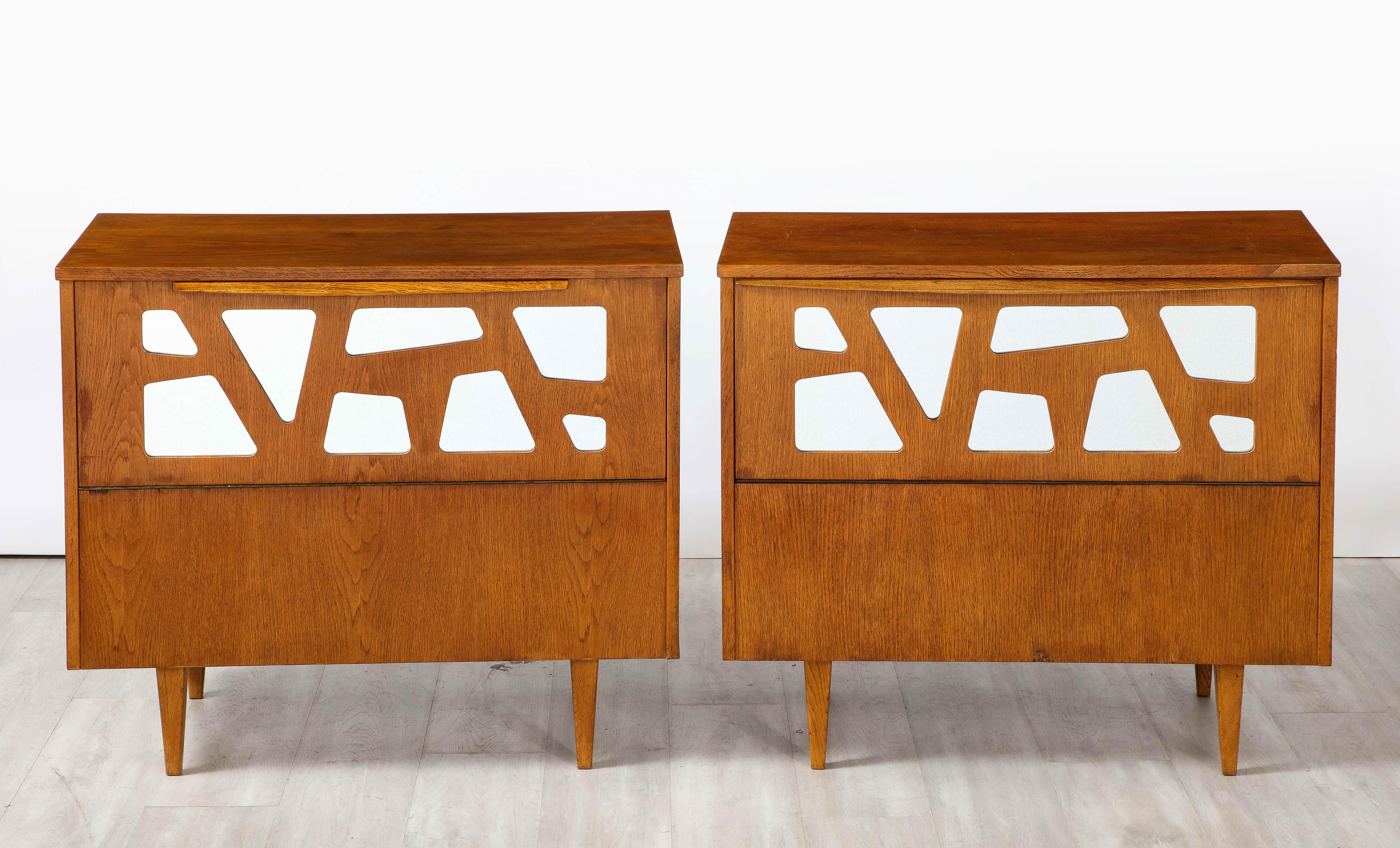 Pair of Gio Ponti Attributed Pair of Oak Cabinets, Italy, circa 1950 8