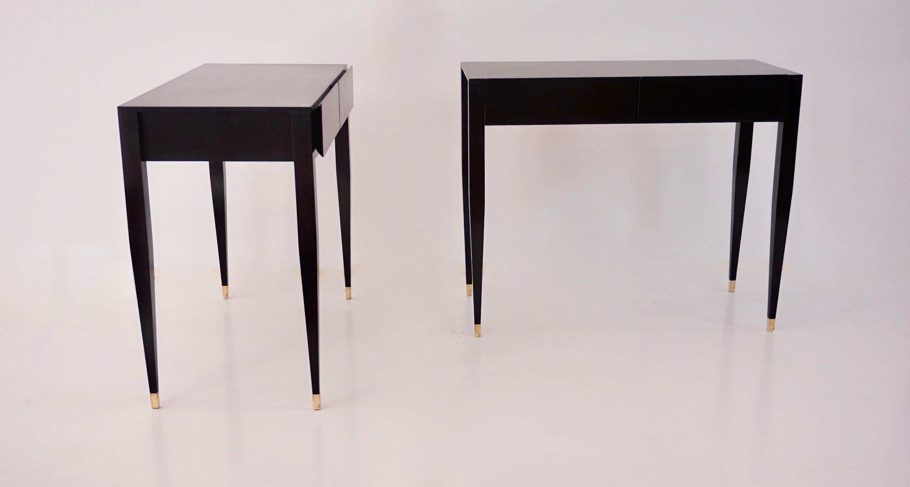 Paar schwarz lackierte Konsolen-Schminktische von Gio Ponti aus dem Hotel Royal, 1955 (Lackiert) im Angebot