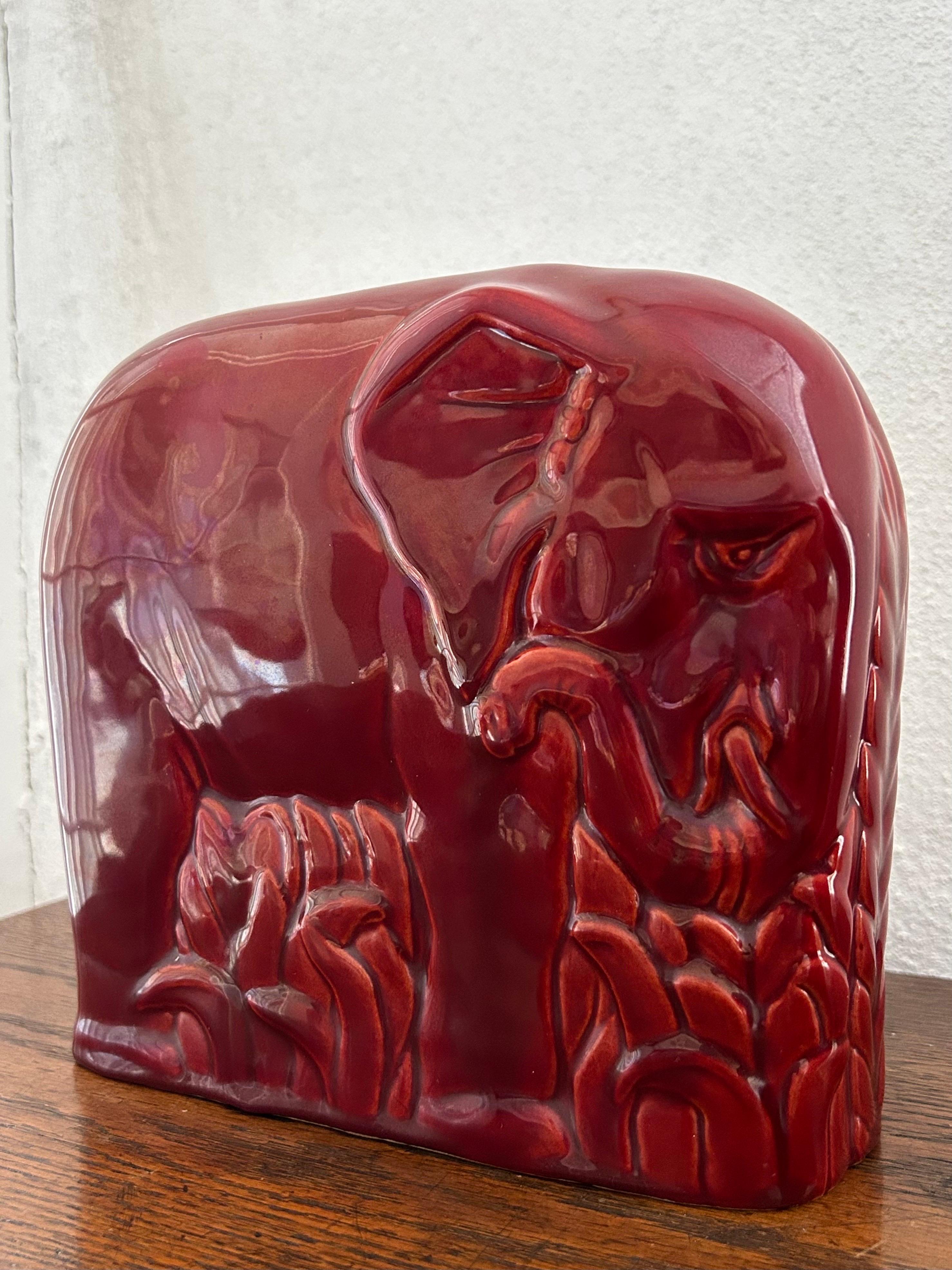 Vernissé Paire de serre-livres en glaçure rouge de Gio Ponti pour Richard Ginori, Italie, vers 1924-1928 en vente