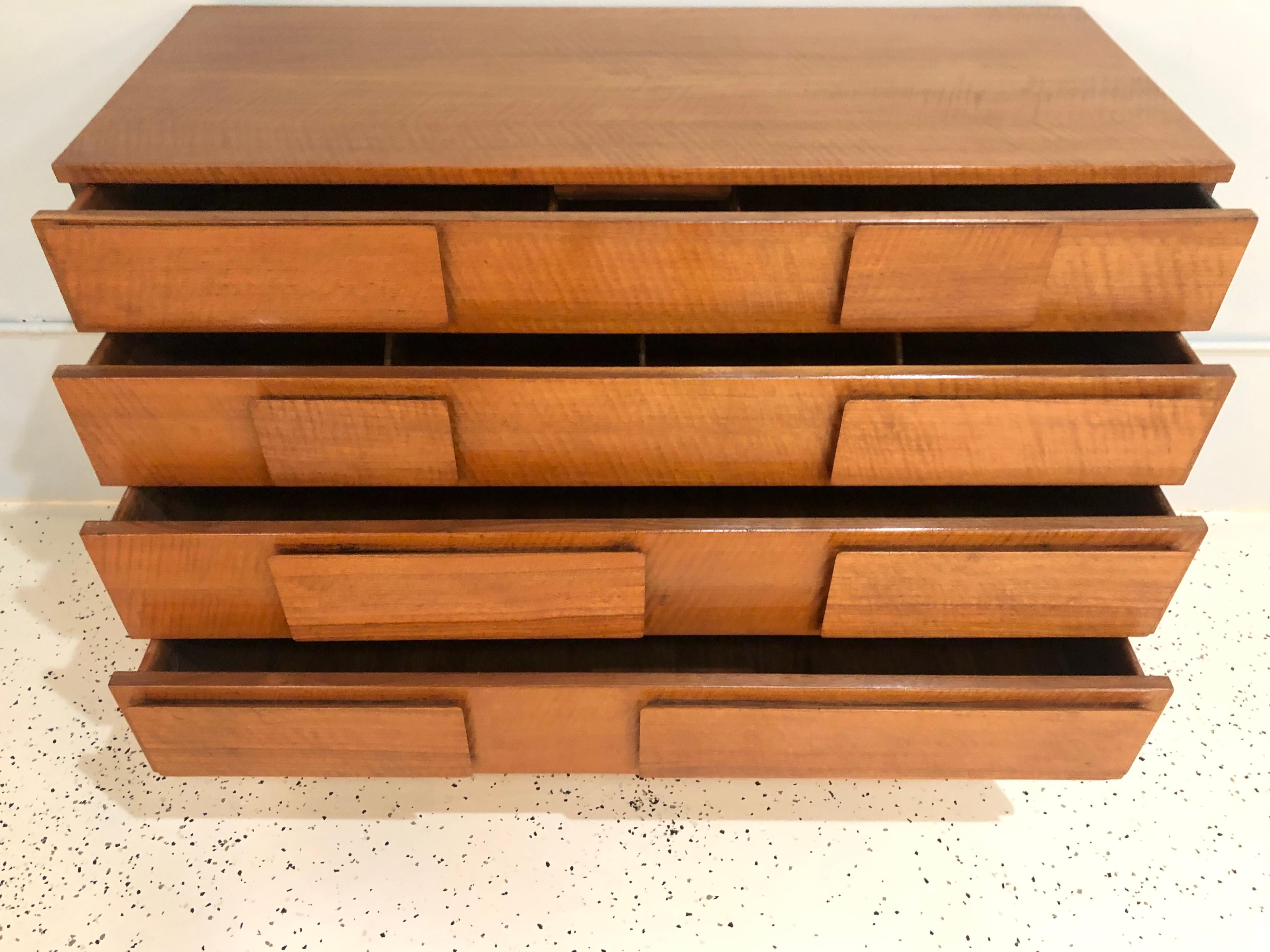 Pair of Gio Ponti Chests for Singer & Sons, Model 2129, circa 1955 5