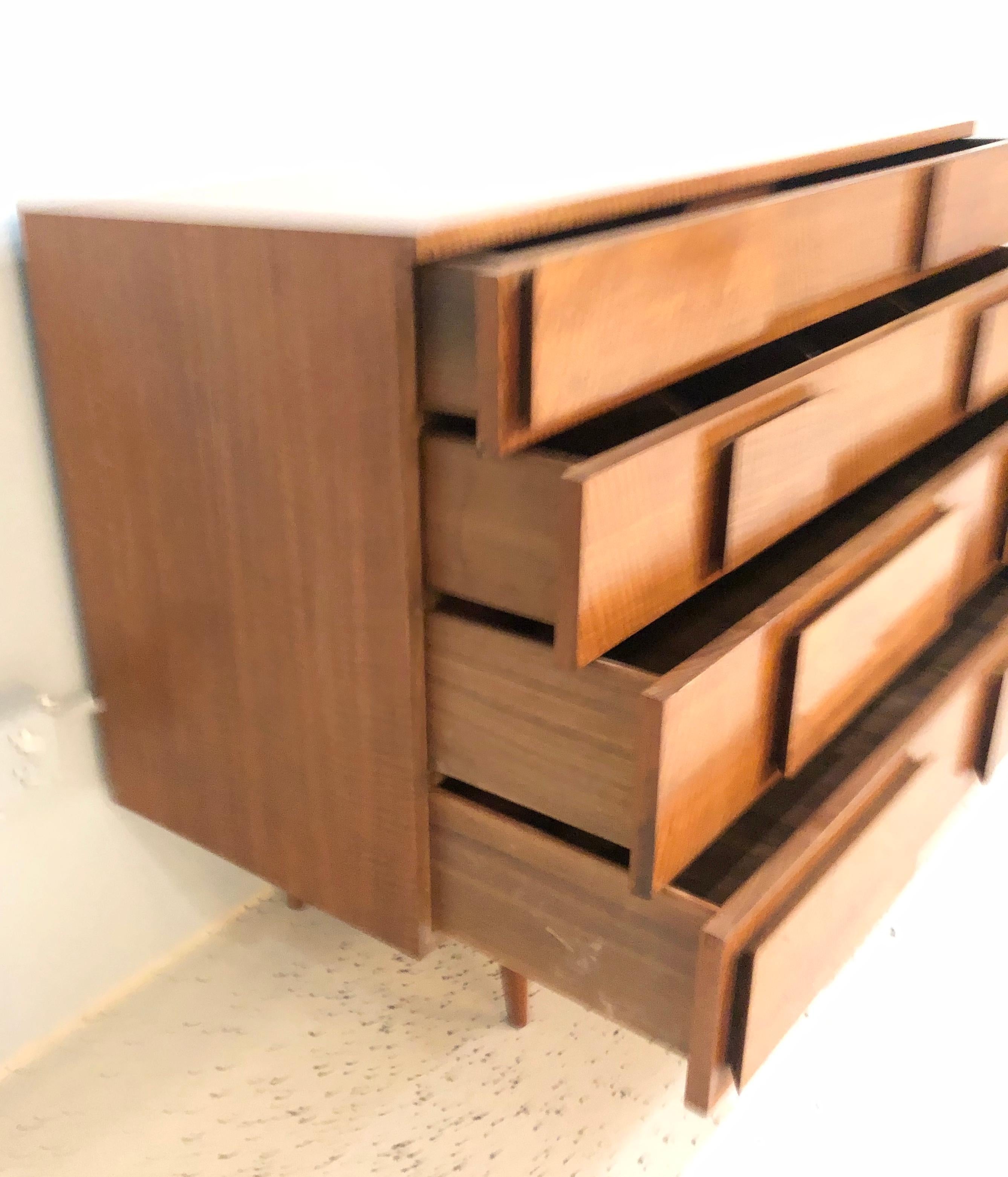 Pair of Gio Ponti Chests for Singer & Sons, Model 2129, circa 1955 7