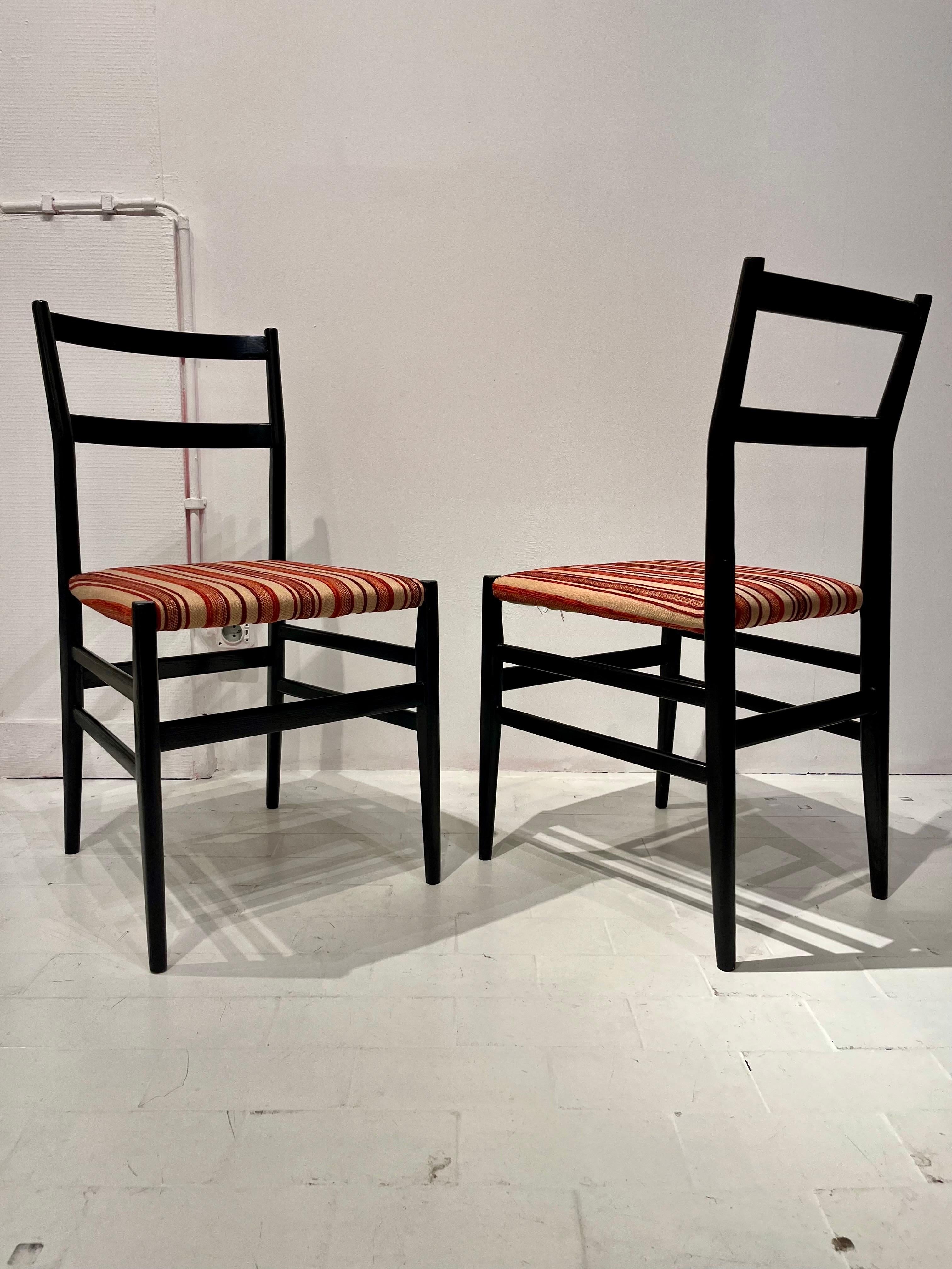 Mid-Century Modern Pair of Gio Ponti Leggera Chairs, 1950s For Sale