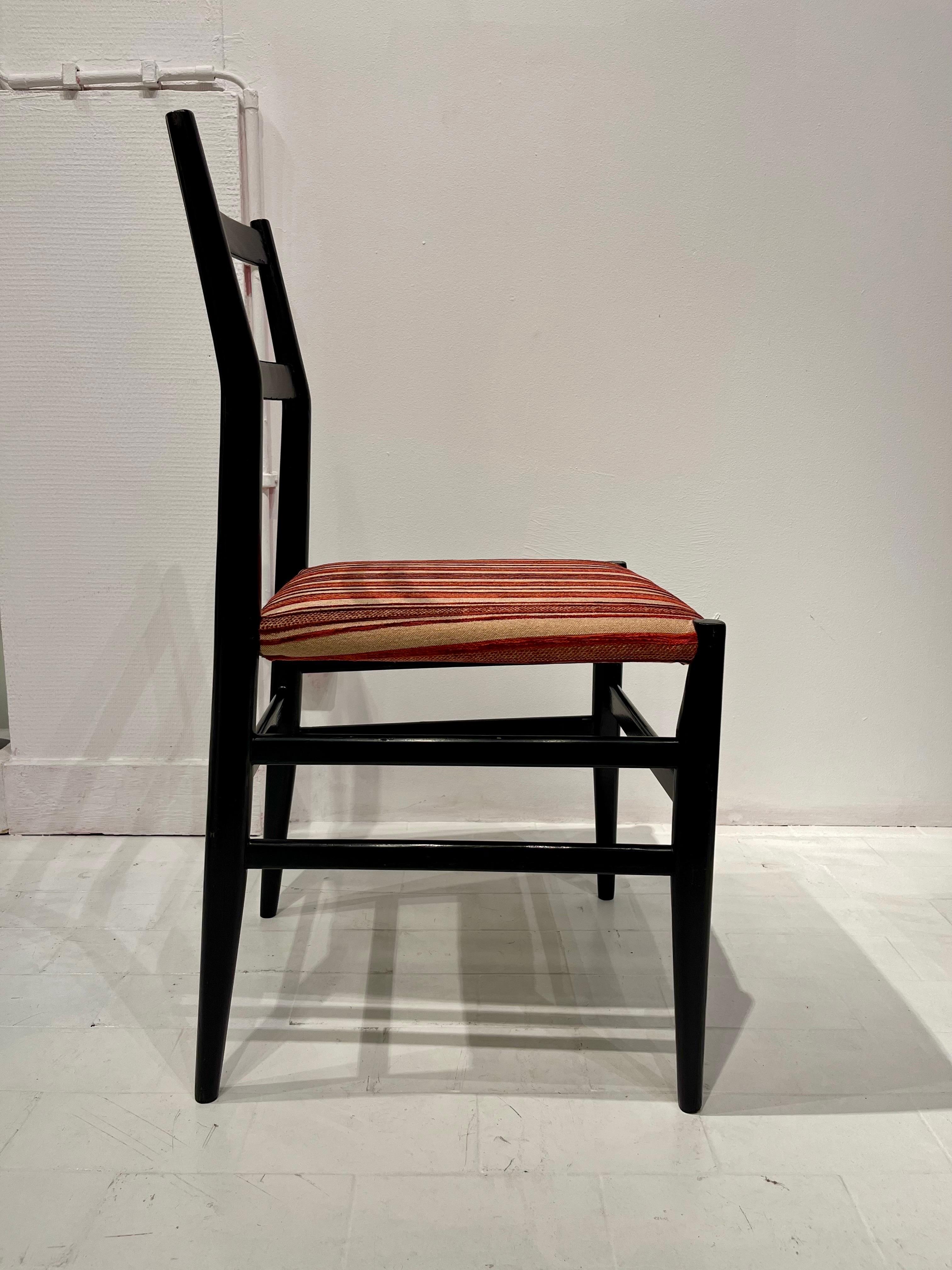 Mid-20th Century Pair of Gio Ponti Leggera Chairs, 1950s For Sale