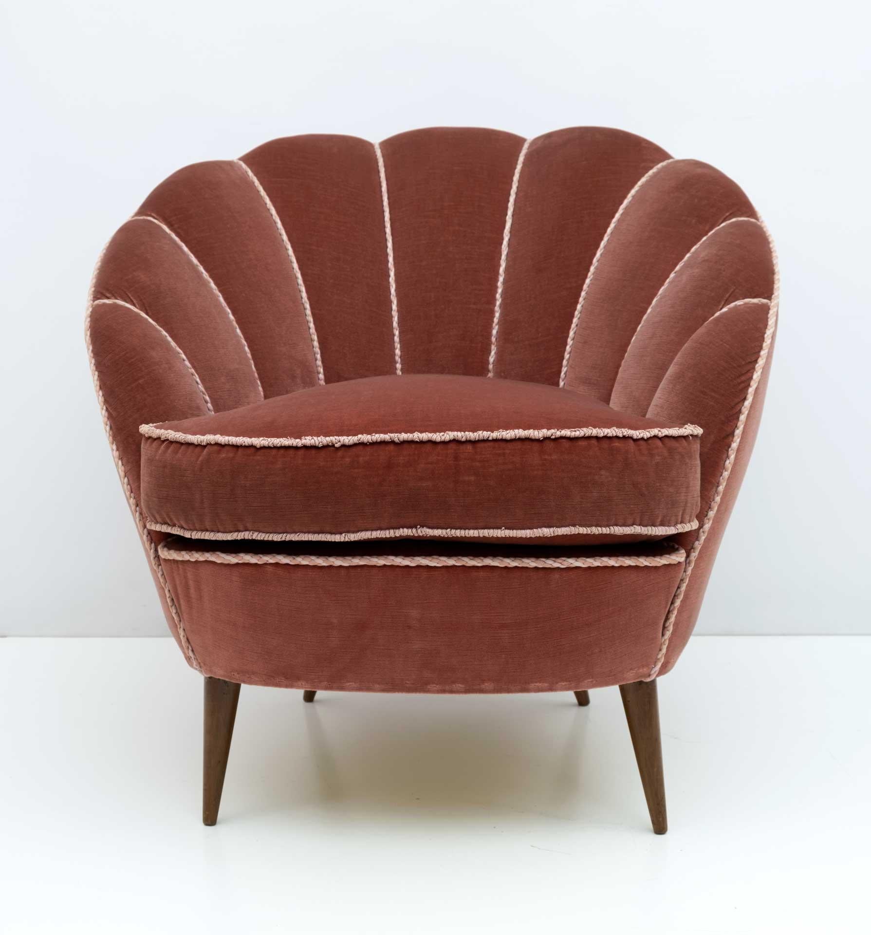 Paire de fauteuils italiens de Gio Ponti de style mi-siècle moderne par ISA Bergamo, années 50 en vente 1