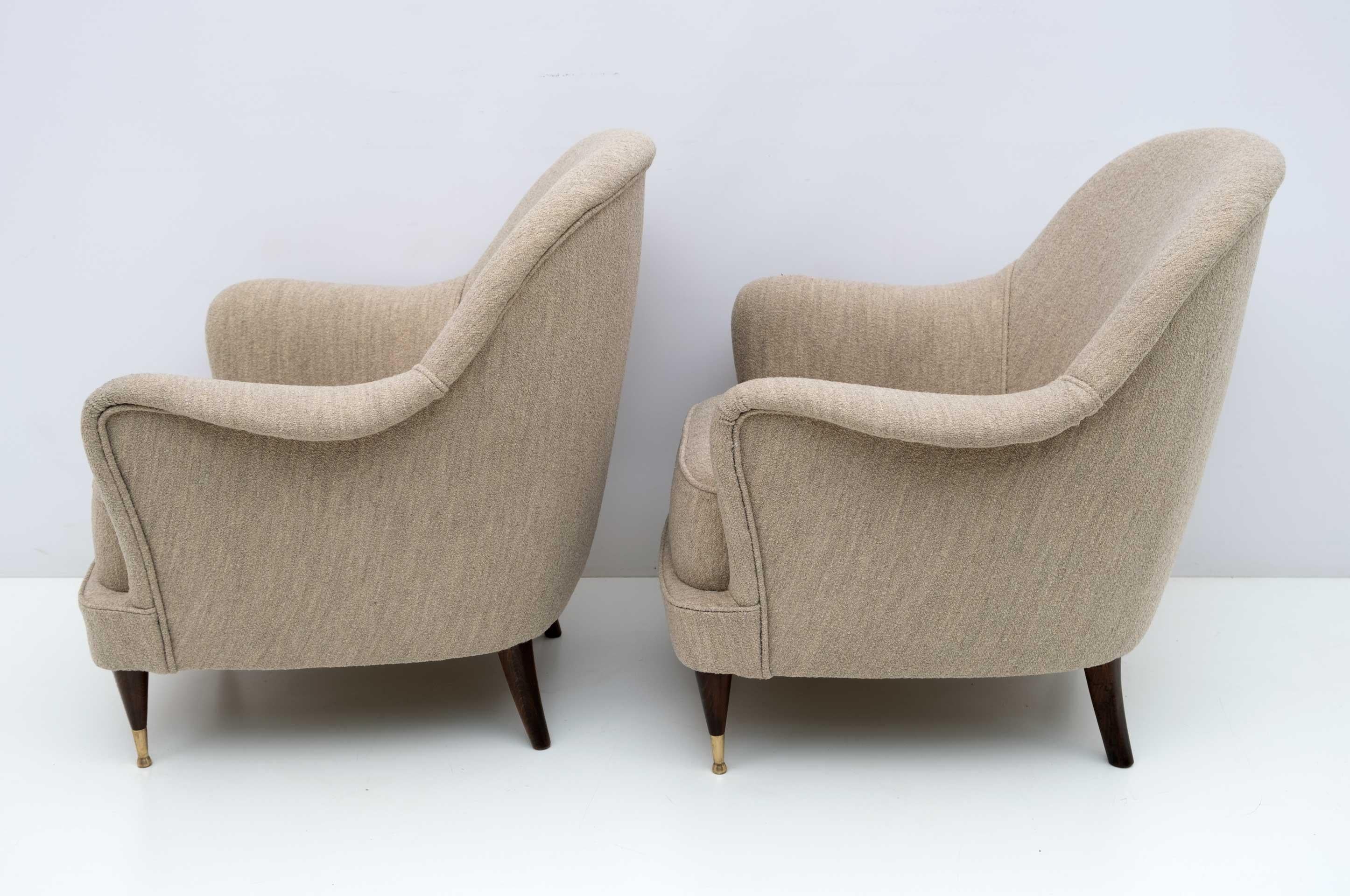 Bouclé Pair of Gio Ponti Style MidCentury Modern Italian Armchairs for Isa Bergamo, 50s