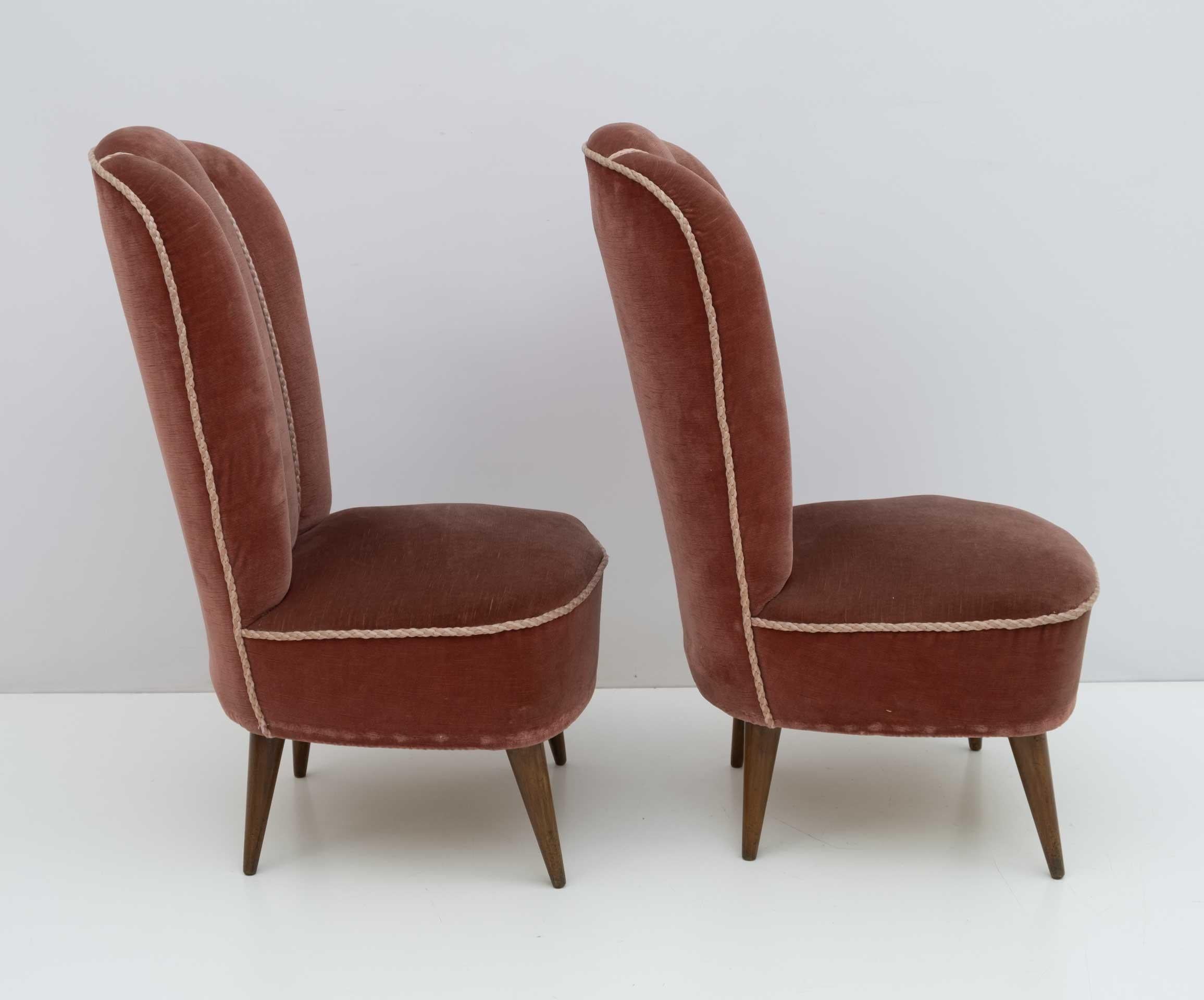 Mid-20th Century Attributed Gio Ponti Mid-Century Italian Small Armchairs by ISA Bergamo, Pair For Sale