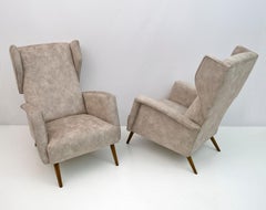 Pair of Gio Ponti Mid-Century Modern Italian Velvet "Alata" Lounge Chairs, 1950s