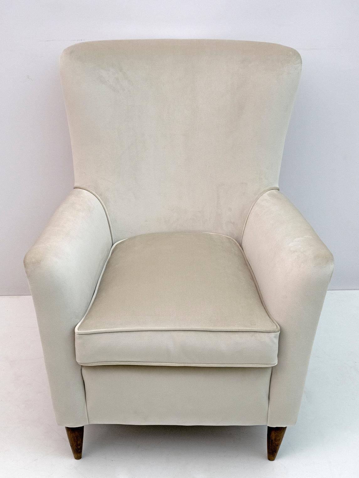 Pair of Gio Ponti Style Mid-Century Modern Italian Velvet Armchairs for Isa, 50s For Sale 9