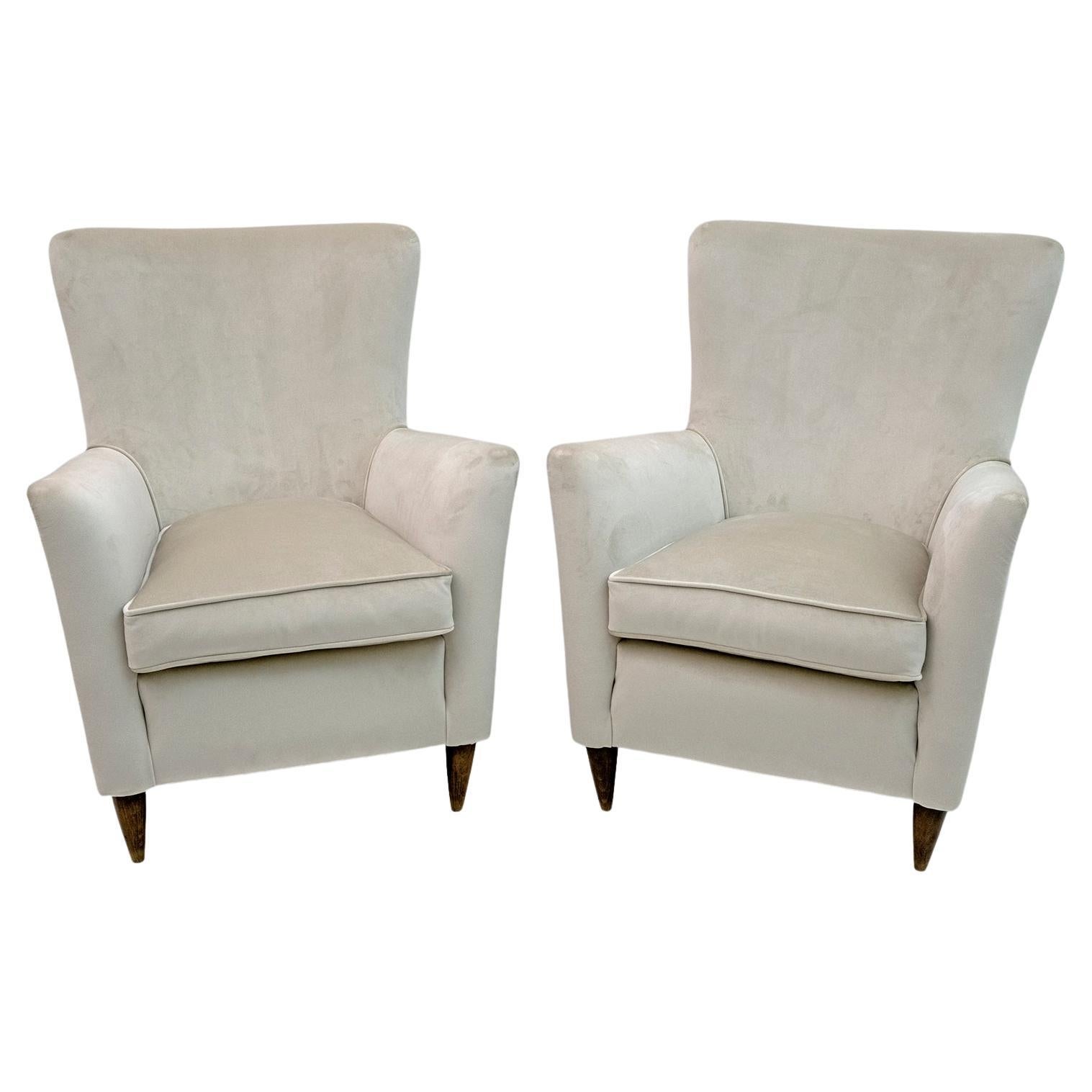 Pair of Gio Ponti Style Mid-Century Modern Italian Velvet Armchairs for Isa, 50s For Sale