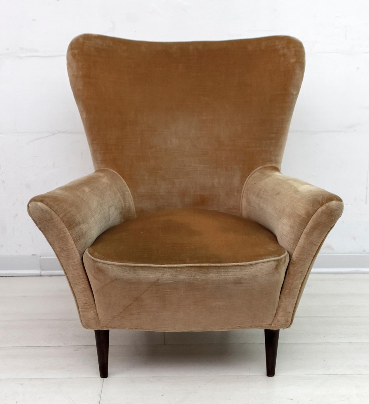 Pair of Gio Ponti Mid-Century Modern Italian Velvet Small Armchairs for ISA 6
