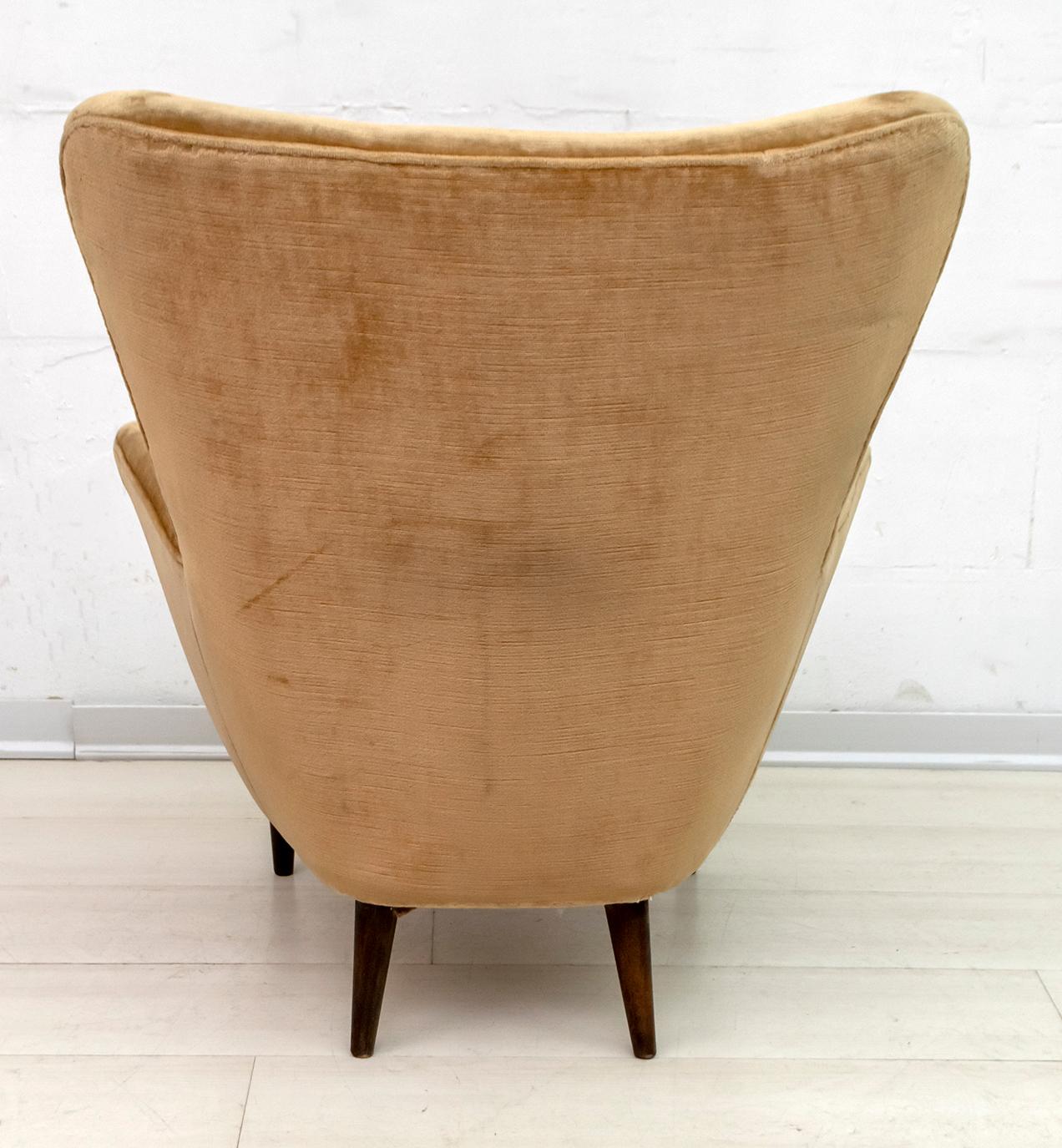 Pair of Gio Ponti Mid-Century Modern Italian Velvet Small Armchairs for ISA 3
