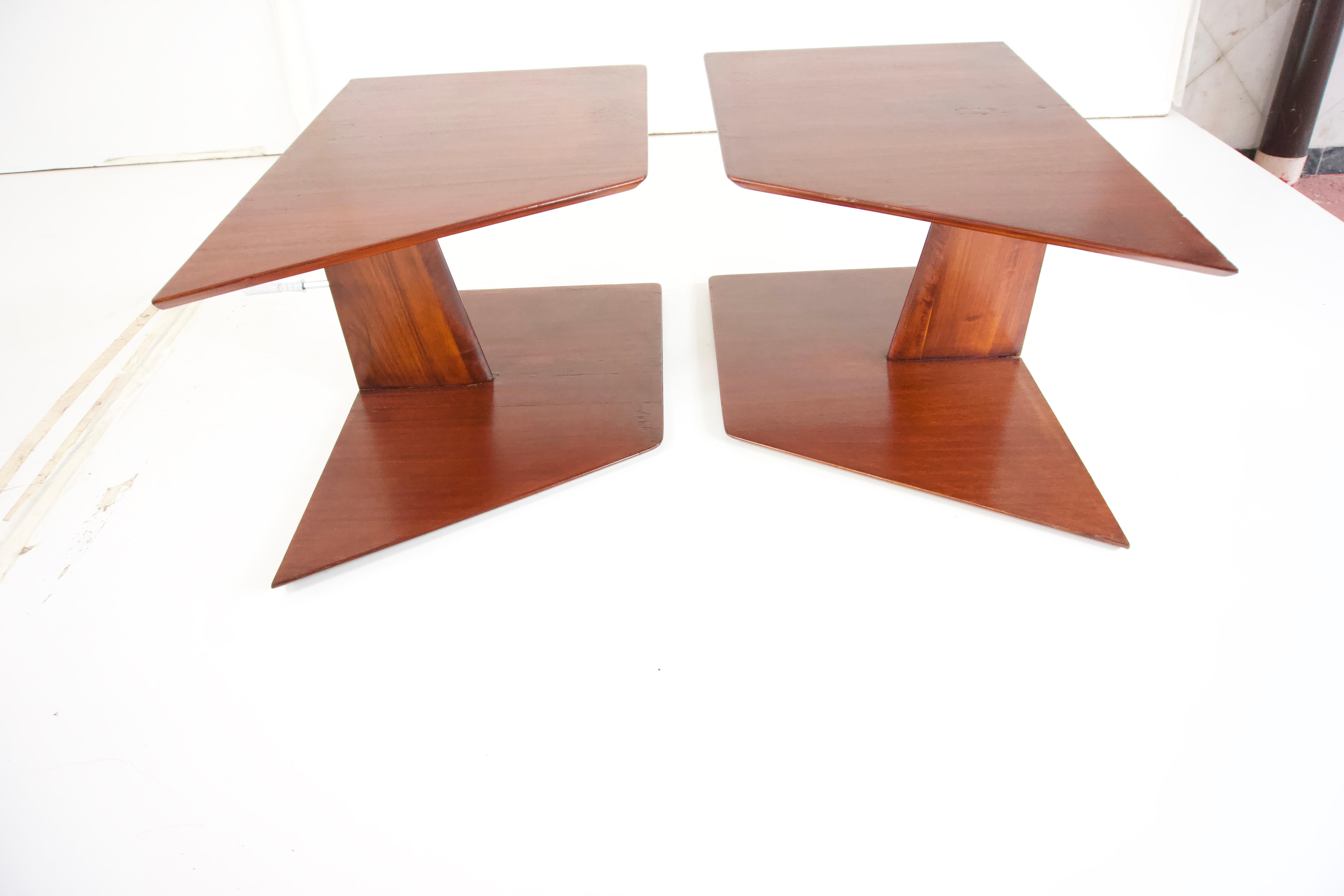 pair of GIO PONTI oak hanging nightstand tables, side tables Hotel Royal, 1955 For Sale 11