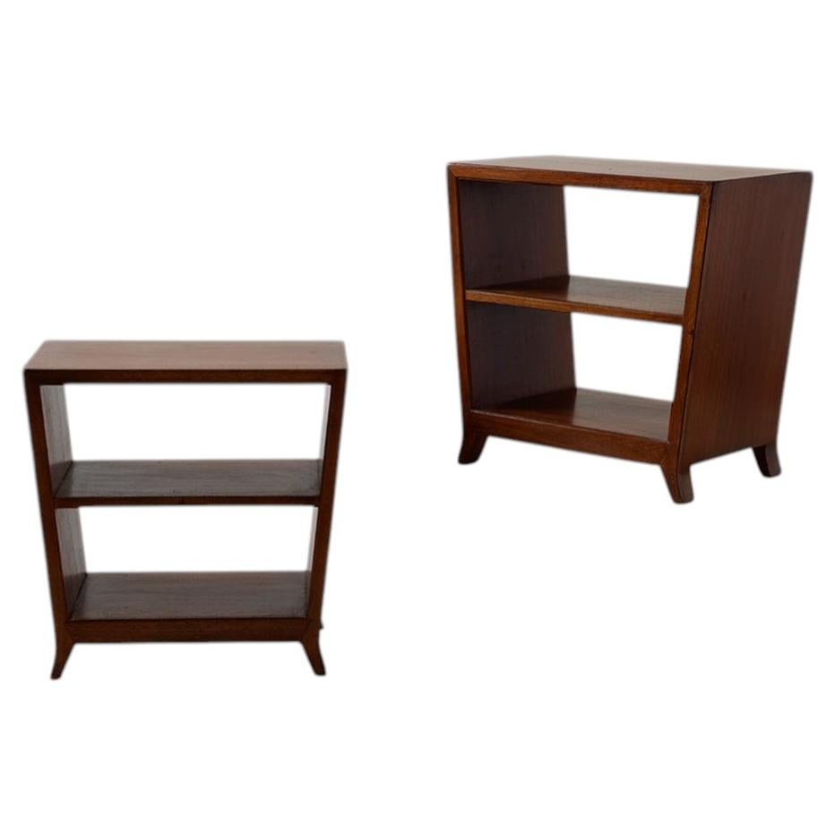 Paire de tables d'appoint Gio Ponti en noyer, Italie, vers les années 1950