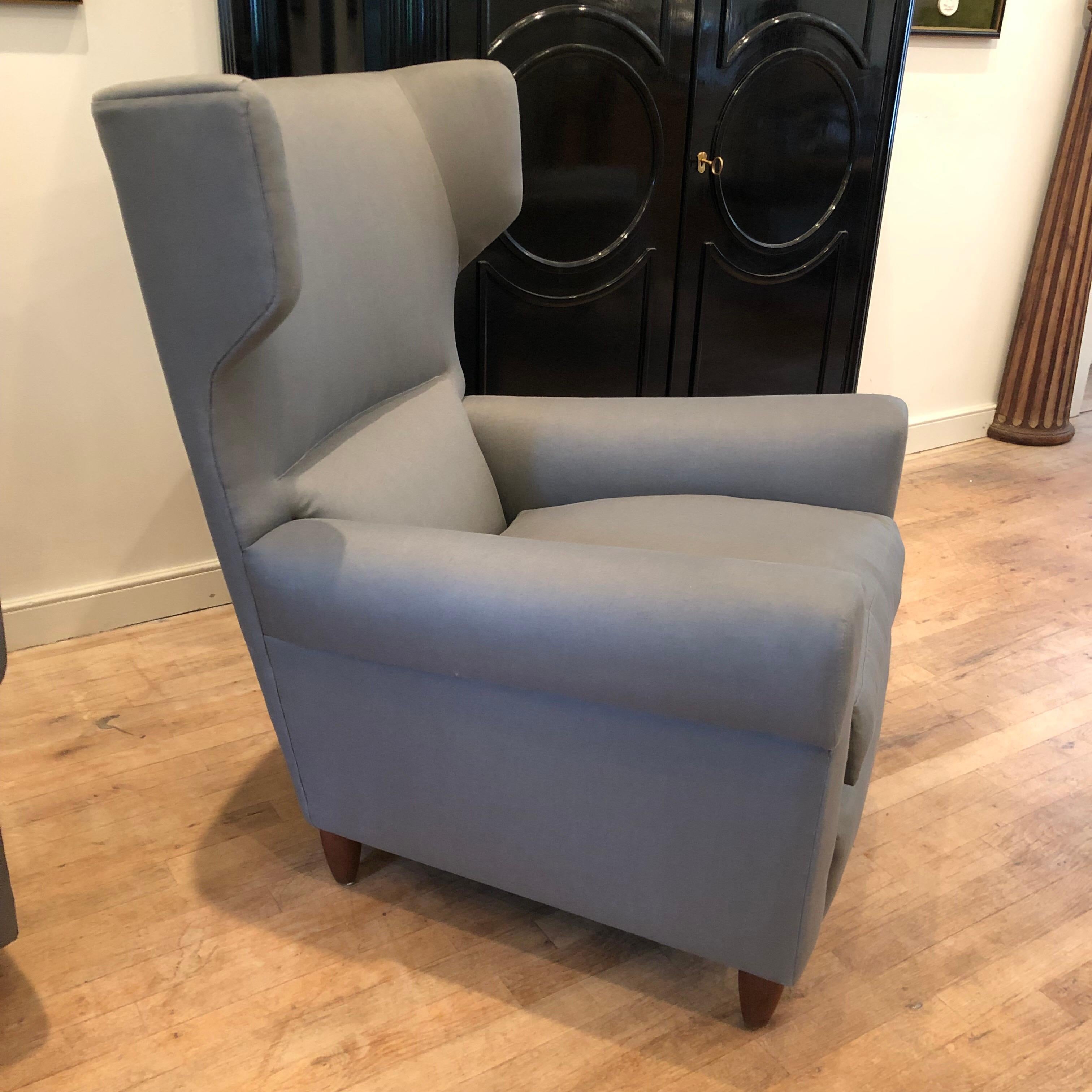 Pair of Gio Ponti Style Armchairs In Good Condition For Sale In East Hampton, NY