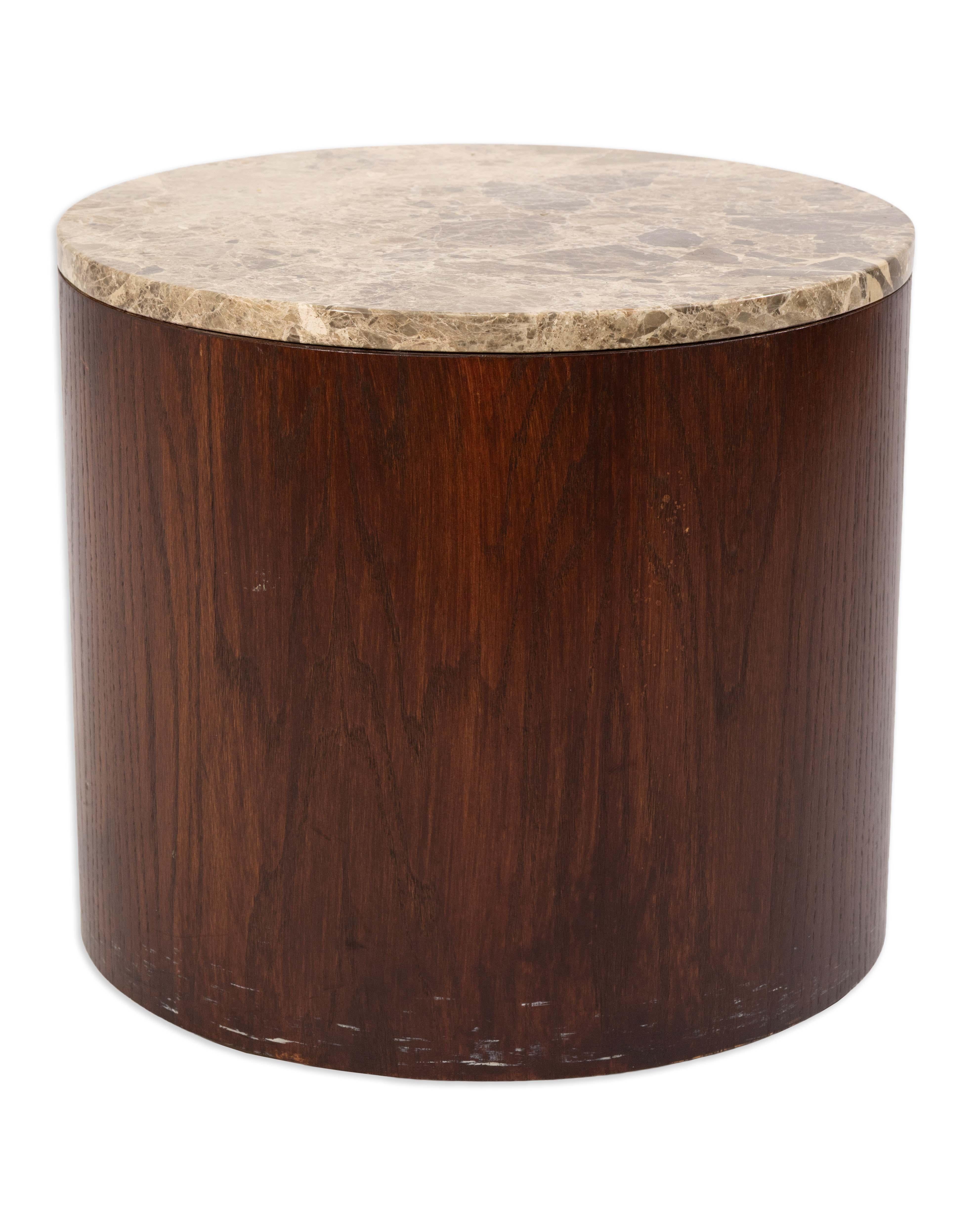 Moderno Coppia di tavolini a forma di botte in granito e Wood in stile Gio Ponti in vendita