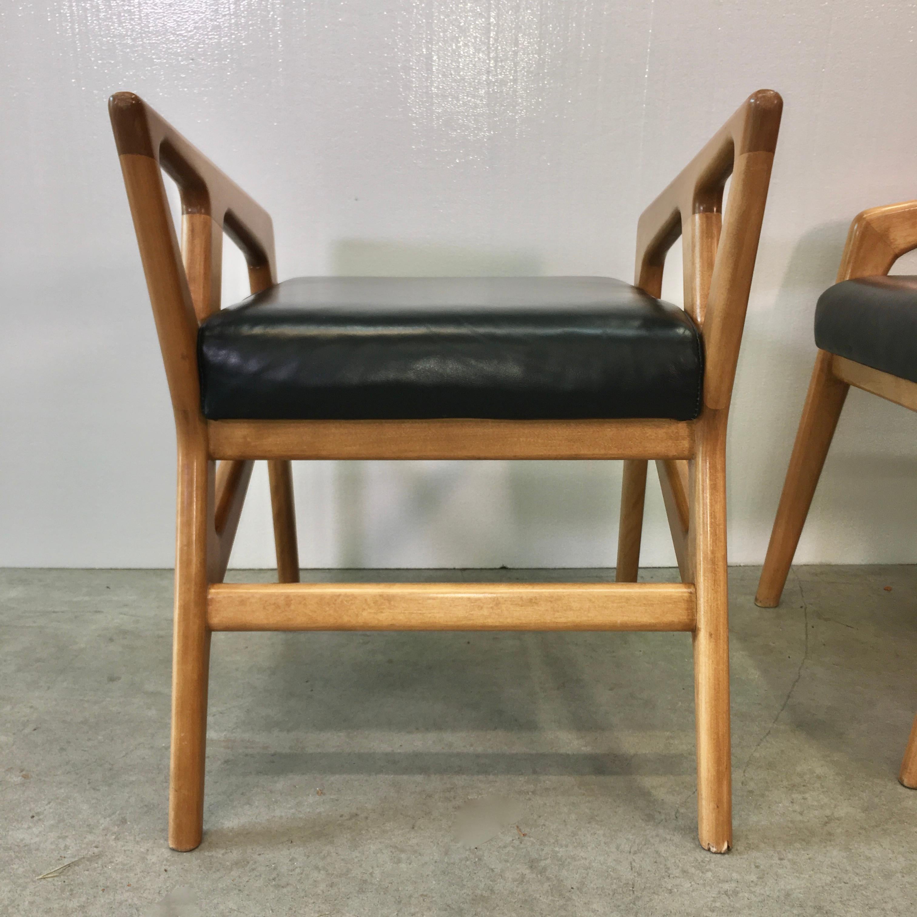 Pair of Gio Ponti Style Stools 3