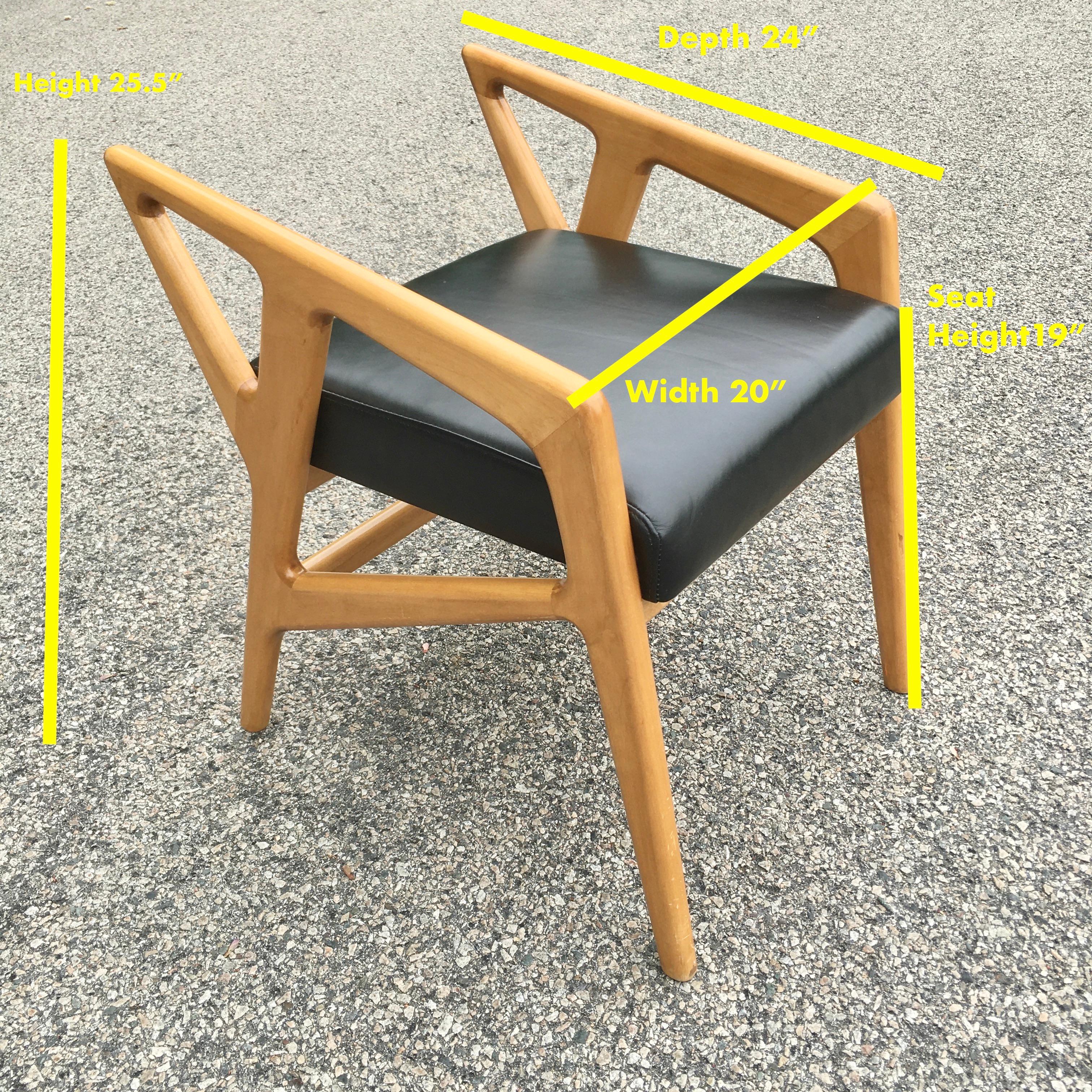 Mid-Century Modern Pair of Gio Ponti Style Stools