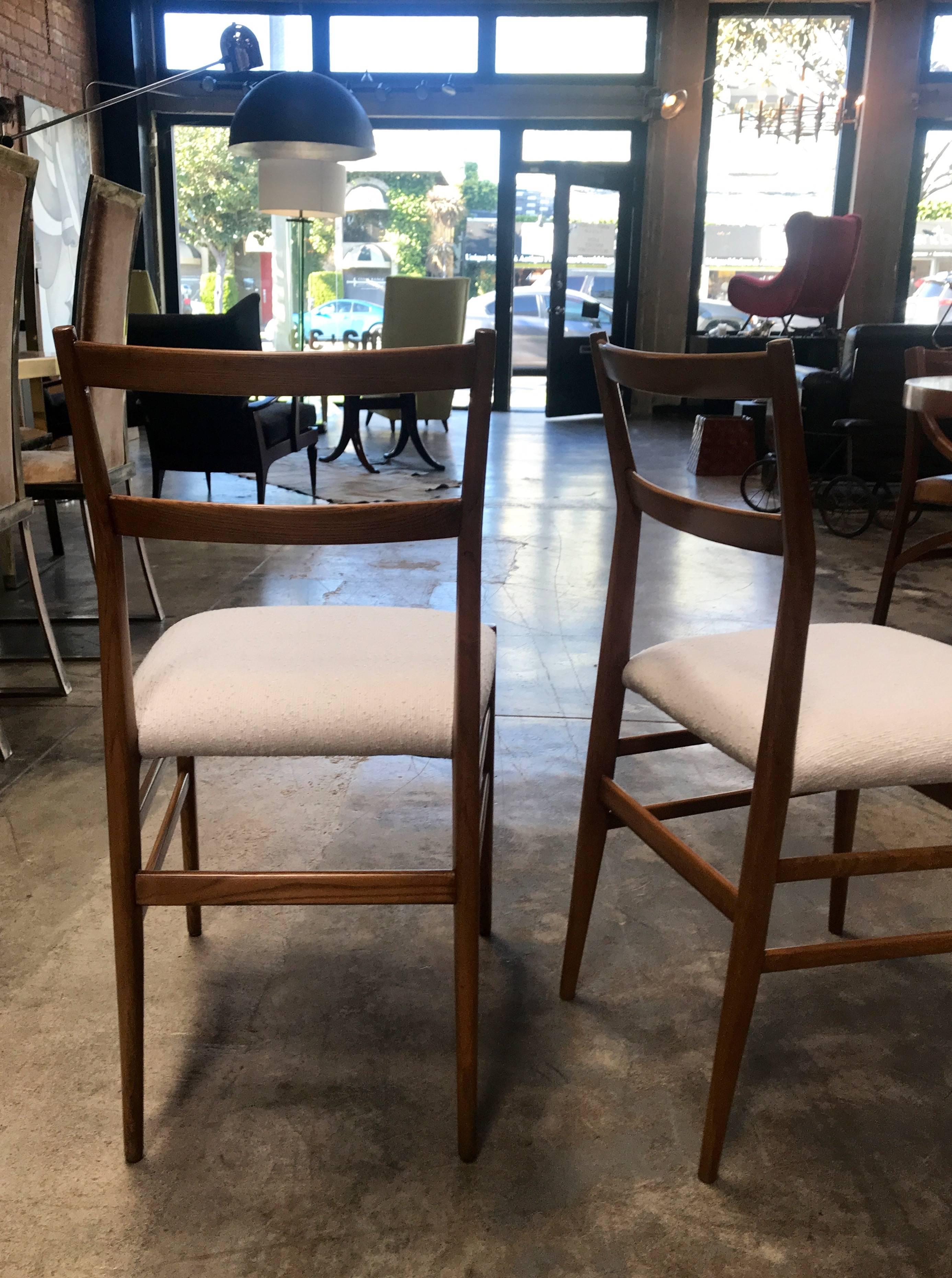 Pair of Gio Ponti Superleggera Dining Chairs 1