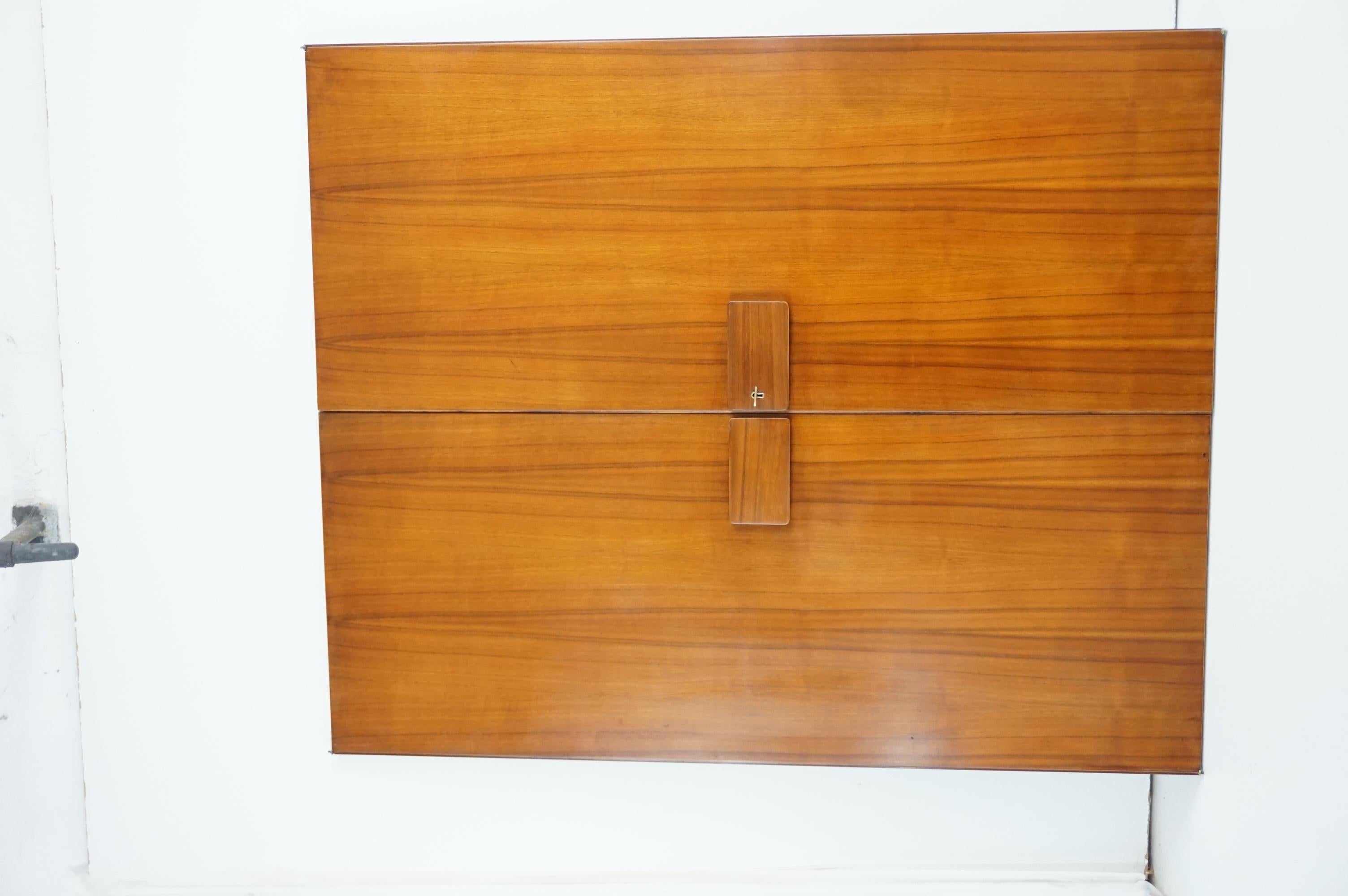 Pair of Gio Ponti Wardrobe  Doors from the Hotel Royal, Naples, 1955 In Good Condition For Sale In Rome, IT