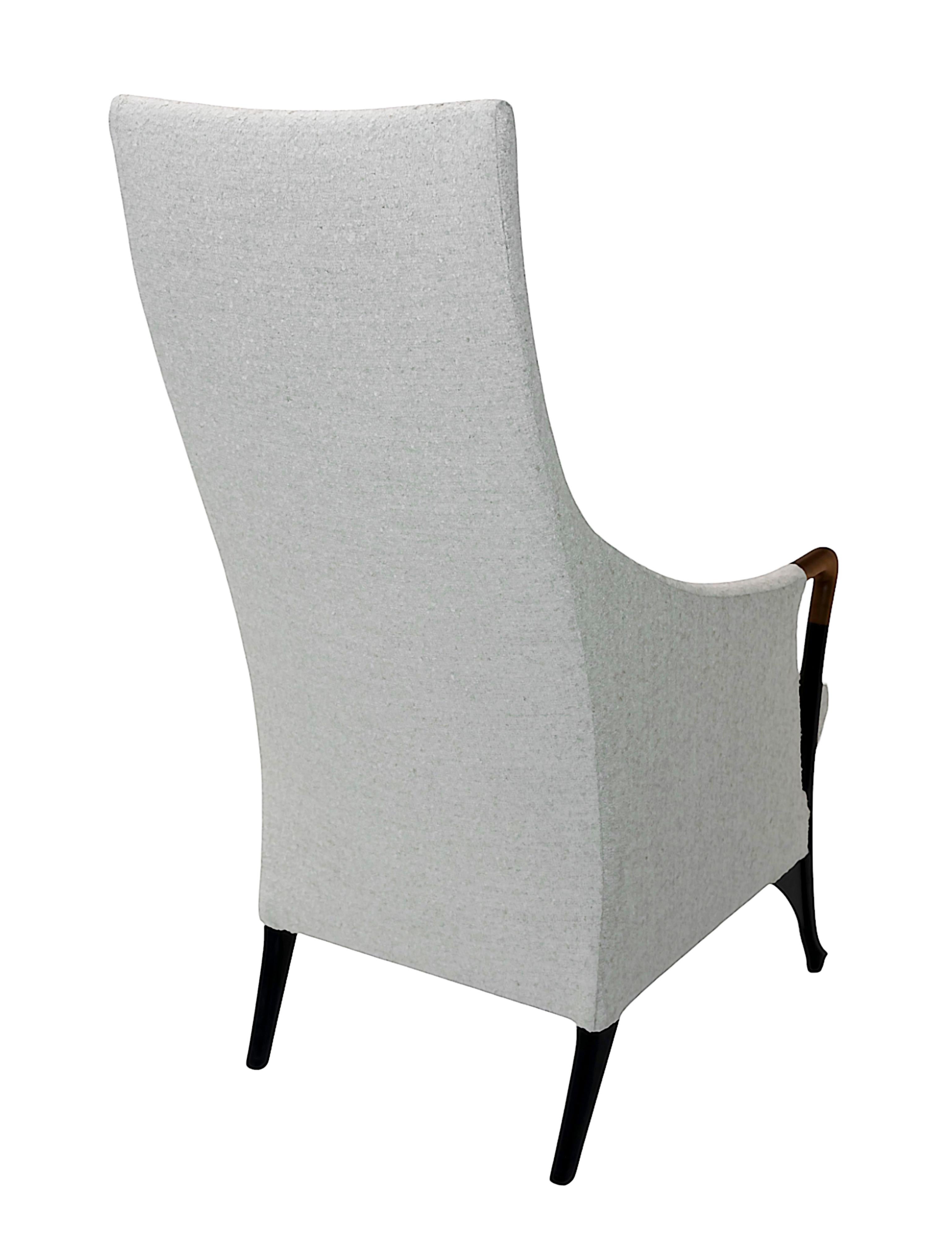 Pair of Giorgetti Progetti Armchairs and Pouf by Umberto Asnago In Good Condition For Sale In Vilnius, LT