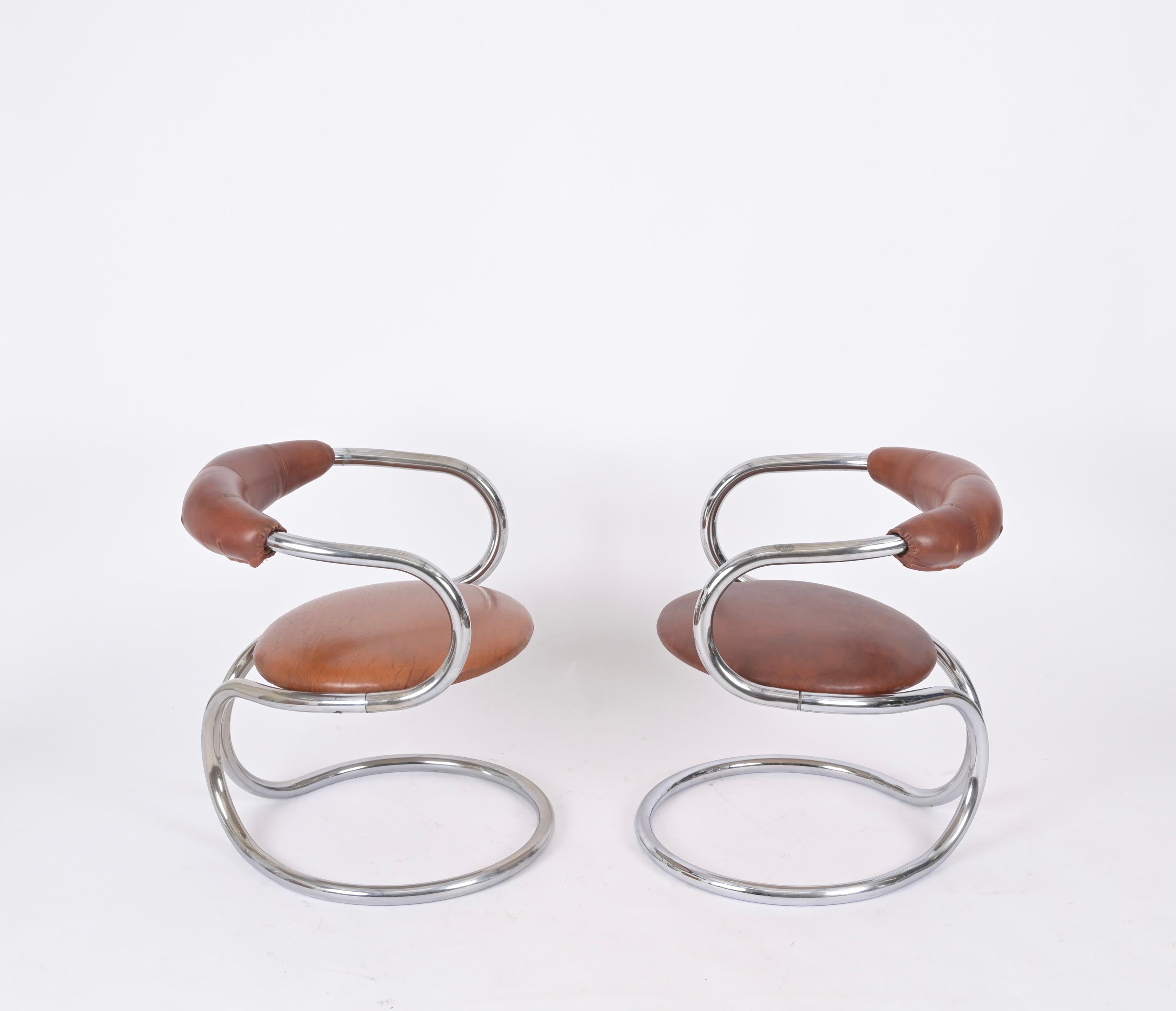 Paire de chaises italiennes Giotto Stoppino en acier tubulaire chromé et cuir, 1970 en vente 3