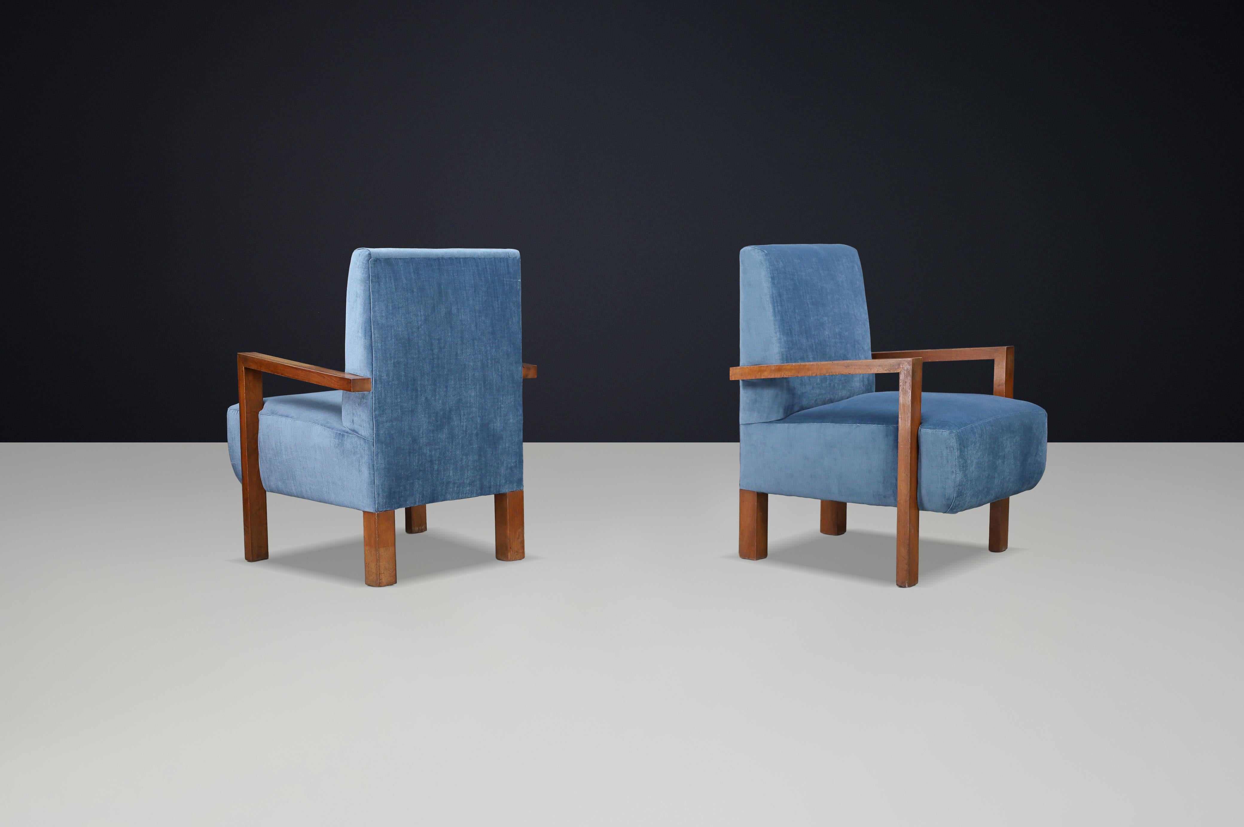 Tissu d'ameublement Paire de fauteuils Giovanni Michelucci en velours bleu, Italie, années 1940 en vente