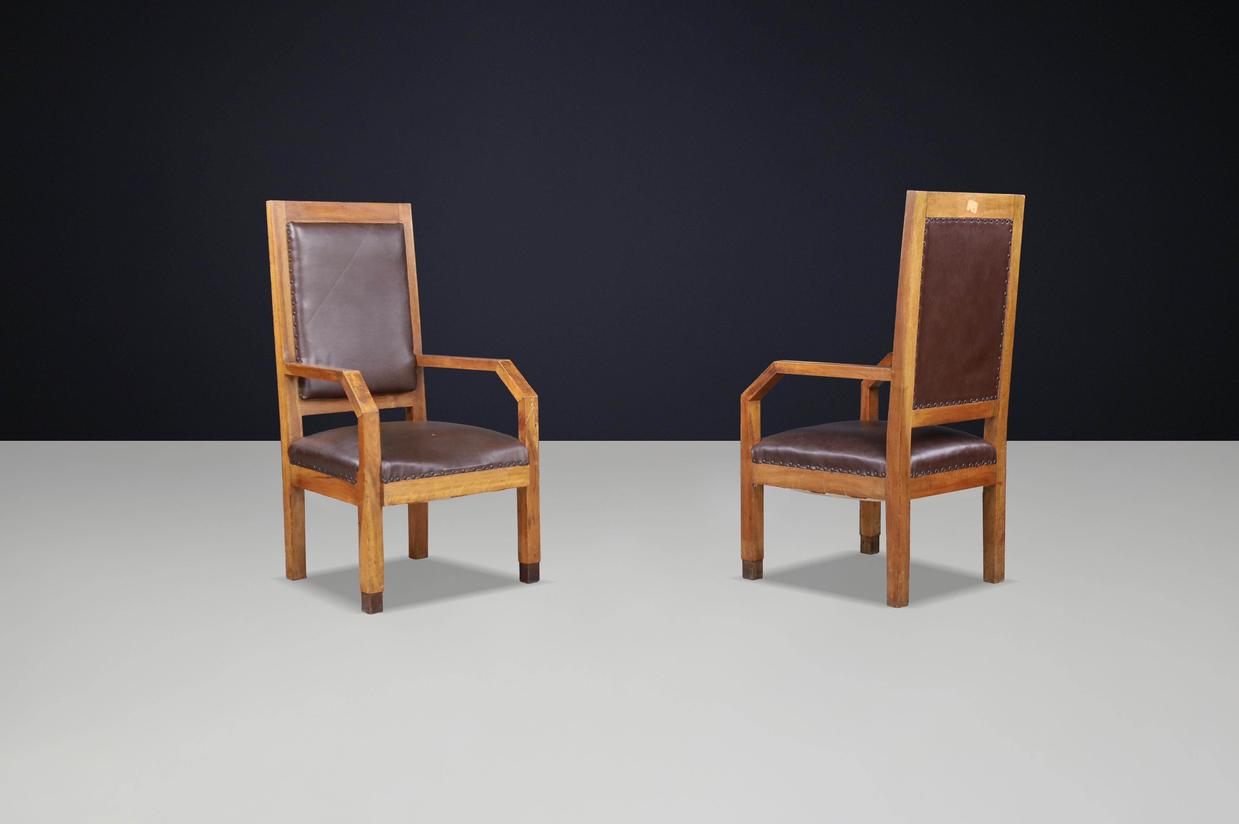 Paire de fauteuils en chêne patiné et cuir Giovanni Michelucci, Italie, années 1930 en vente 2
