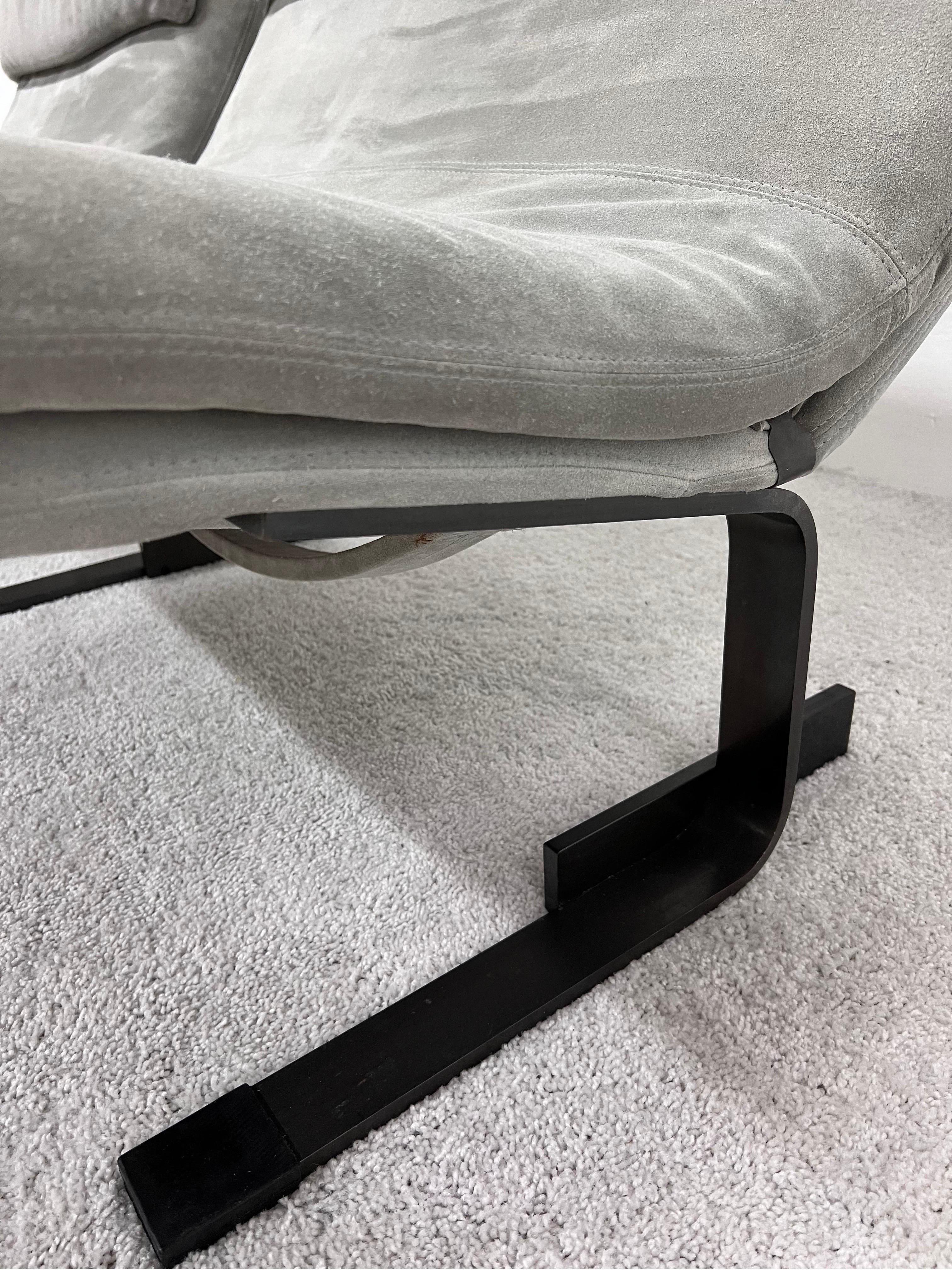 Pair of Giovanni Offredi Suede Onda Wave Lounge Chairs for Saporiti 5