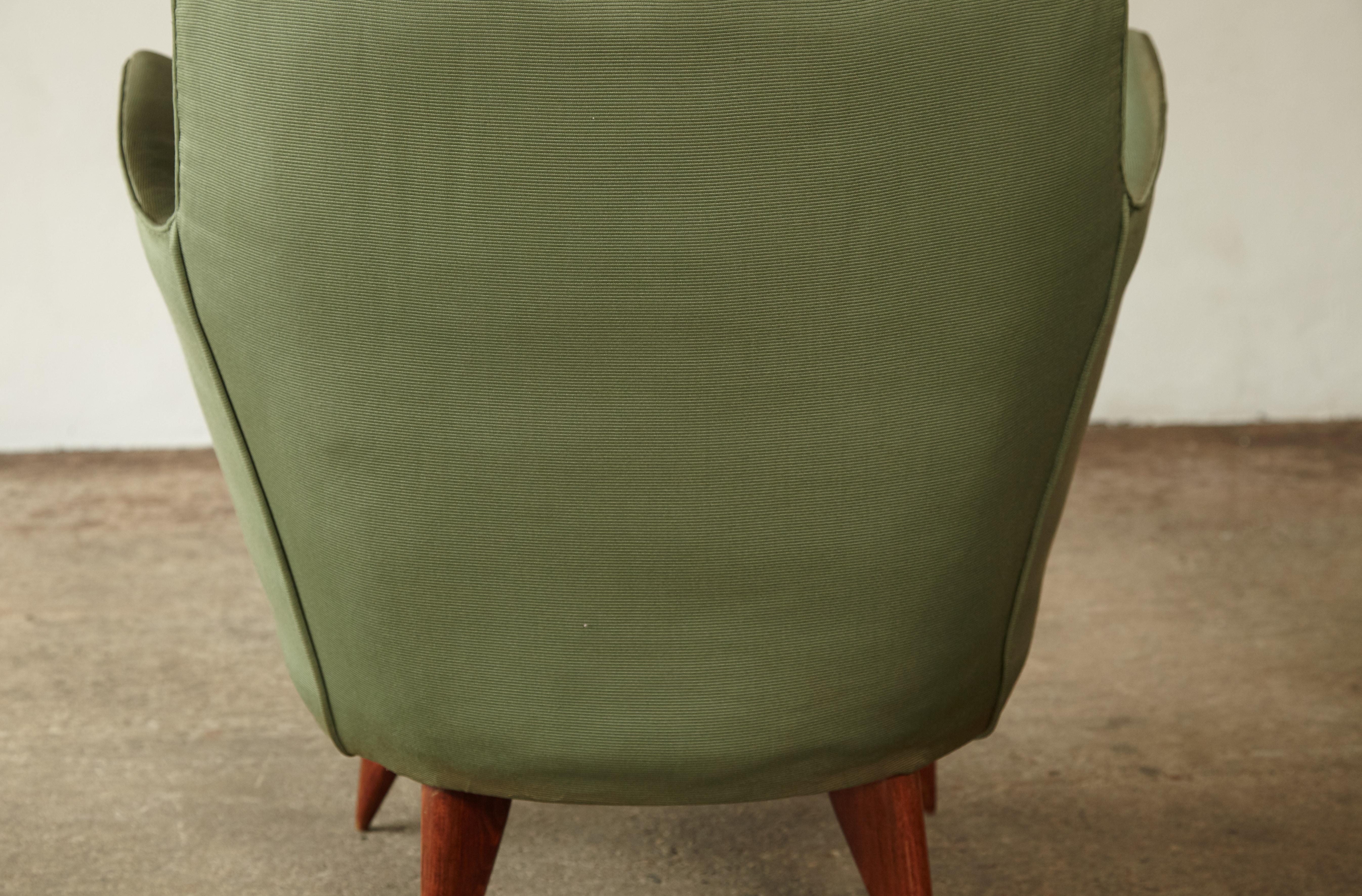 Pair of Giulia Veronesi Perla Armchairs, Green Fabric, ISA Bergamo, Italy, 1950s 8