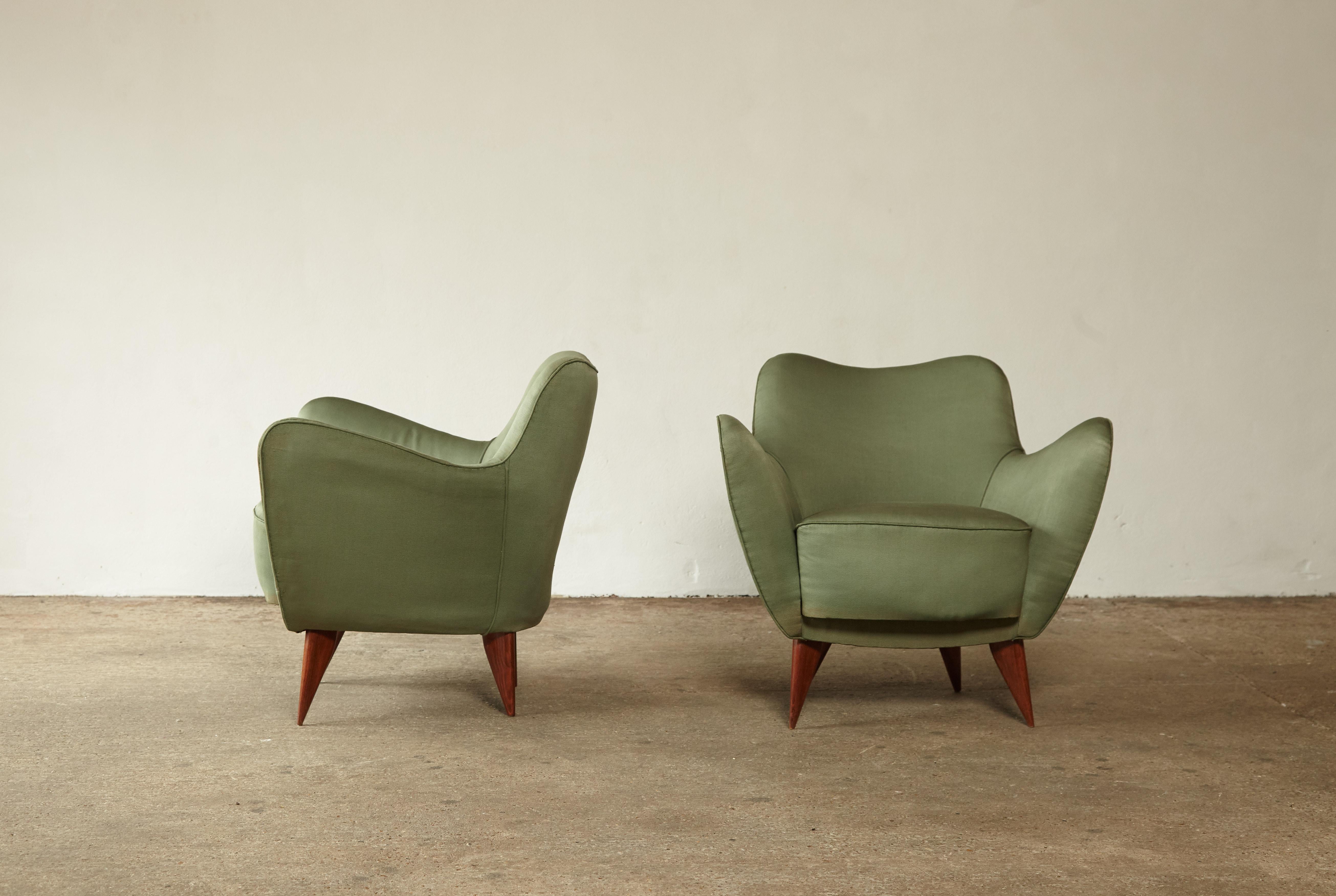 Pair of Giulia Veronesi Perla Armchairs, Green Fabric, ISA Bergamo, Italy, 1950s In Good Condition In London, GB