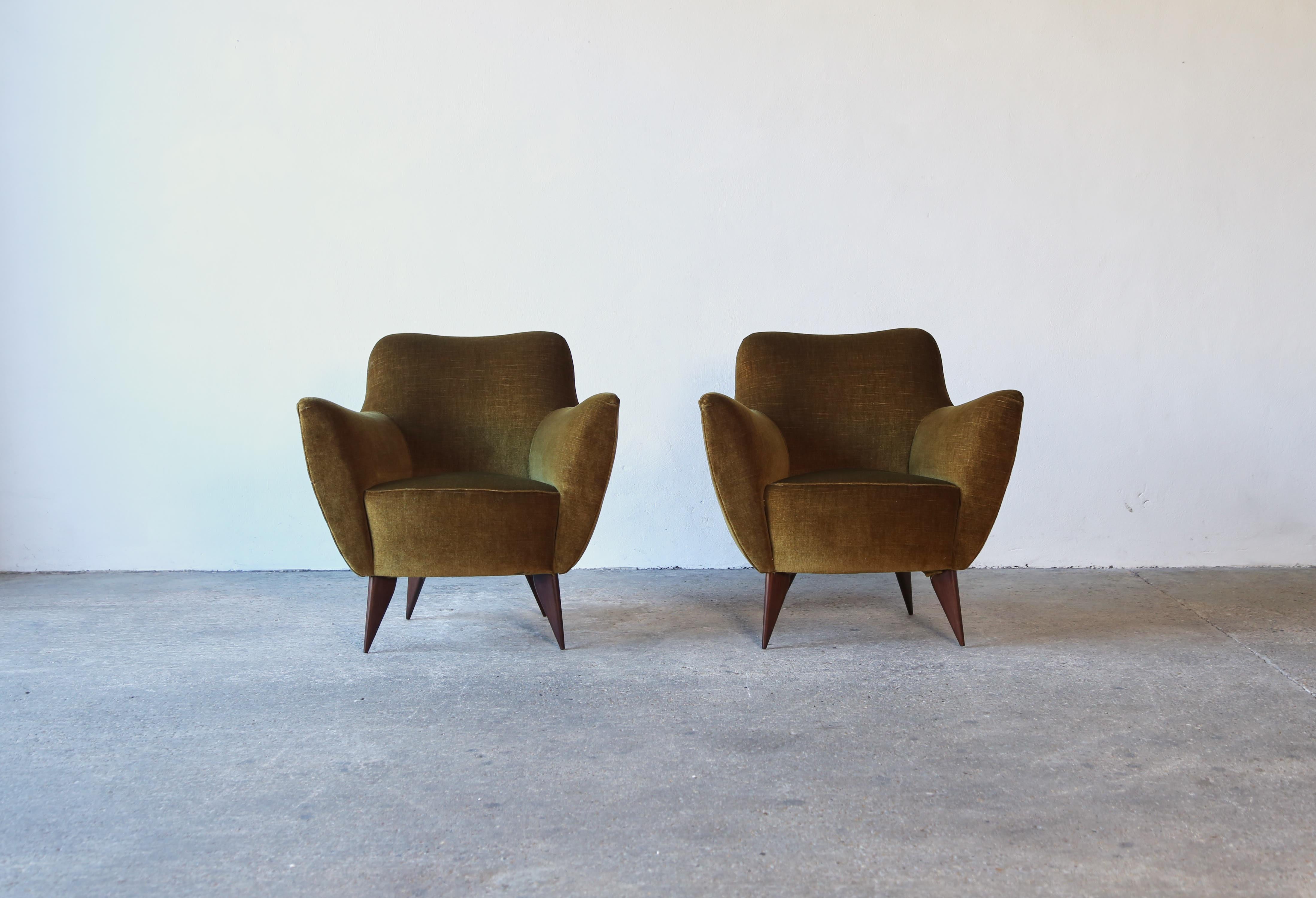 Ein Paar Giulia Veronesi Perla-Stühle, ISA Bergamo, Italien, 1950er Jahre im Angebot 12