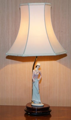 Pair of Giuseppe Armani Florence Porcelain China 1997 Stamped Table Lamps Ladies